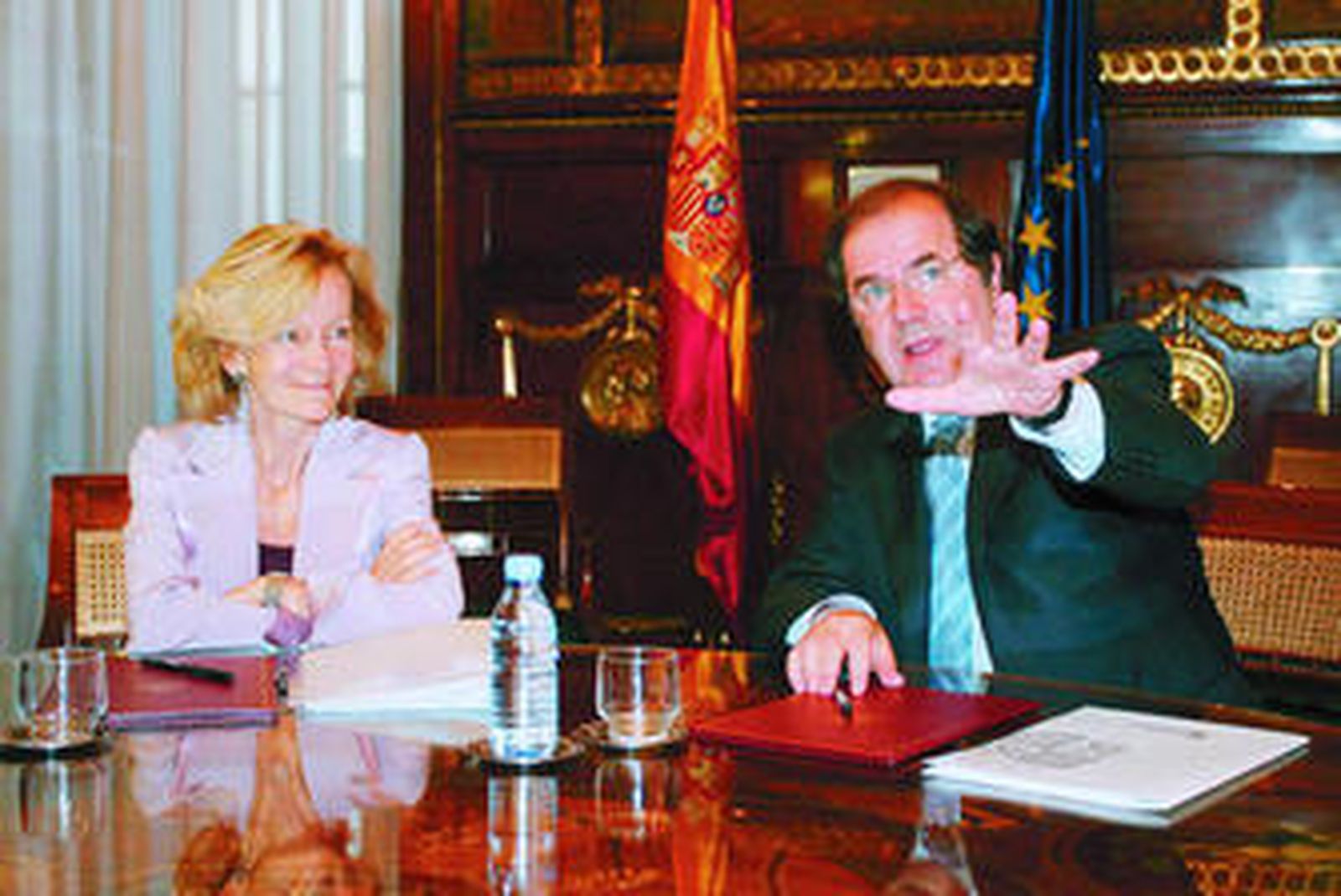 Salgado y Herrera en la reunión que mantuvieron ayer.