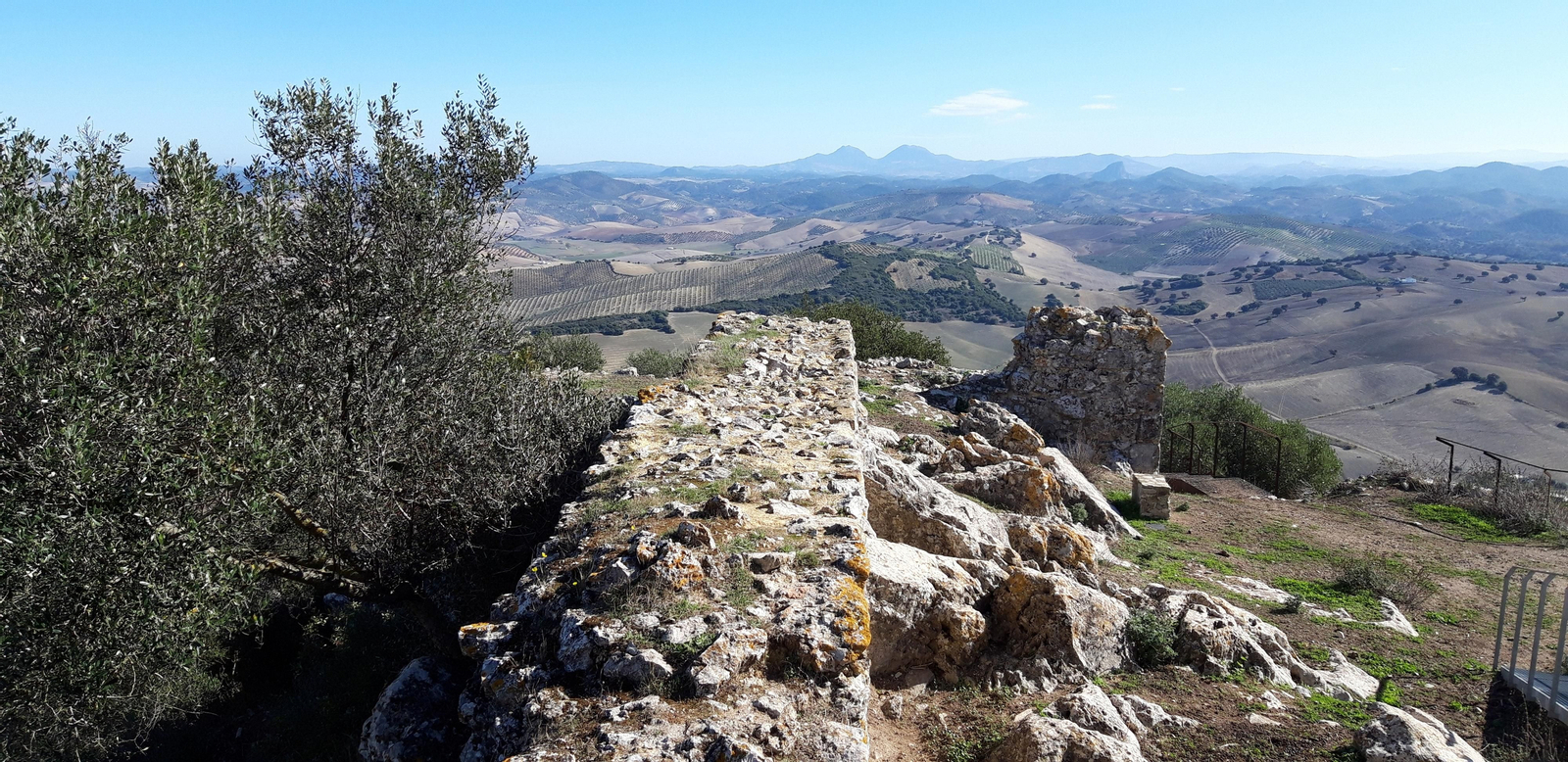 Las fotos de la ruta del castillo de Cote, en Montellano