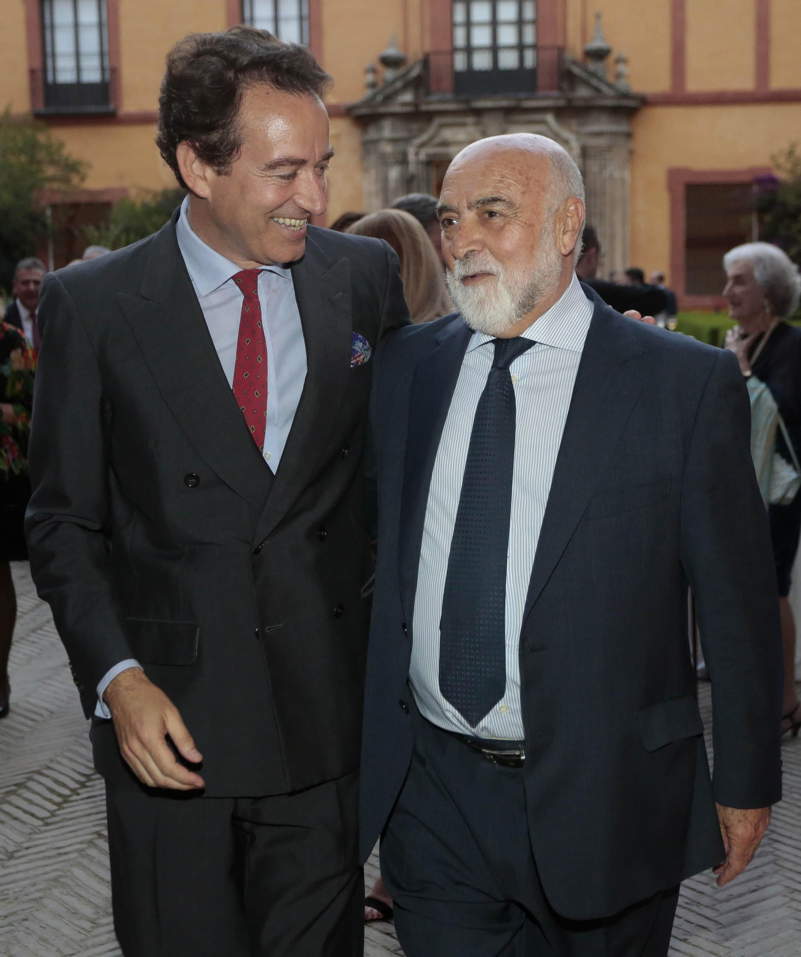 Los asistentes al VII Premio Manuel Clavero