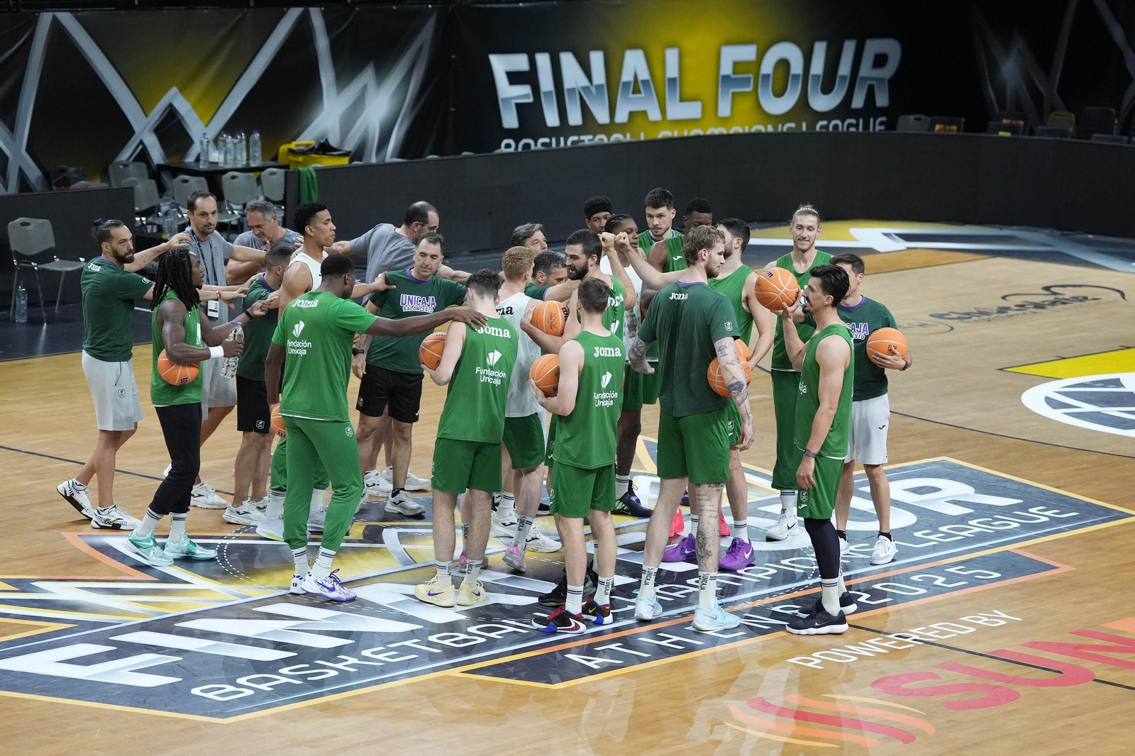 El Unicaja prepara la final en el Sunel Arena con mejoría de Barreiro y Djedovic