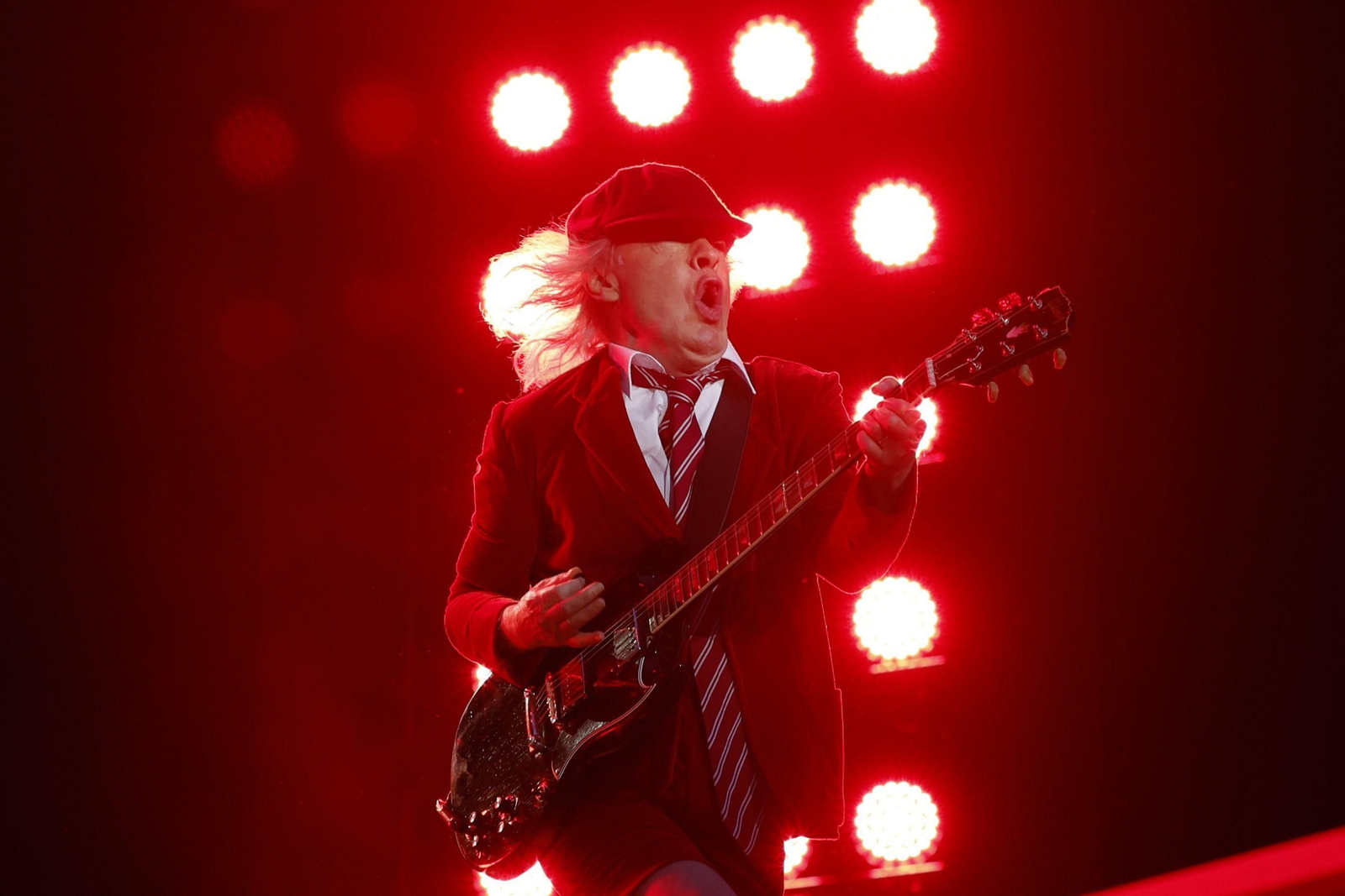 Las imágenes del primer concierto de AC/DC en Sevilla por su gira 'Power Up Tour 2024'