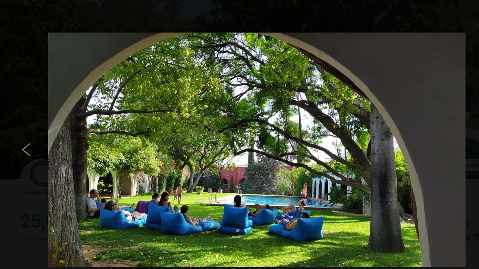 Imagen de la piscina más cara de Sevilla.