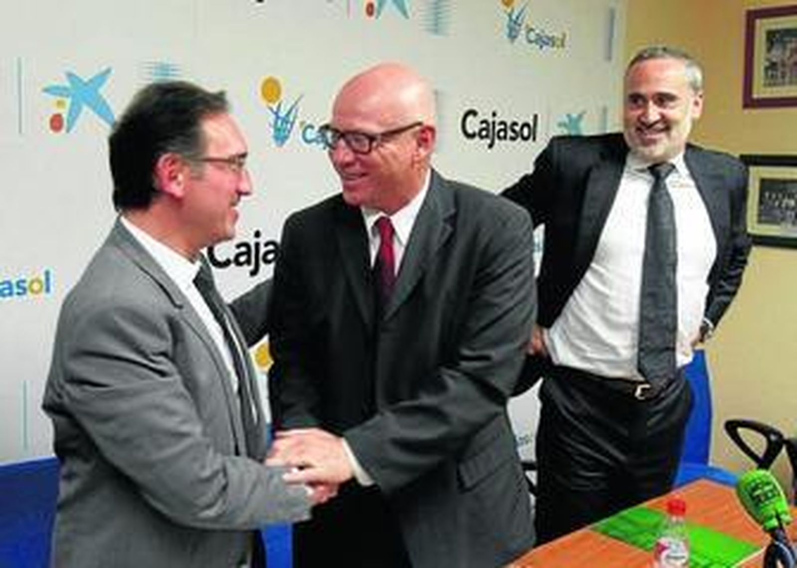 Jeffrey Meythaler, en una rueda de prensa posterior a la adquisición del club.