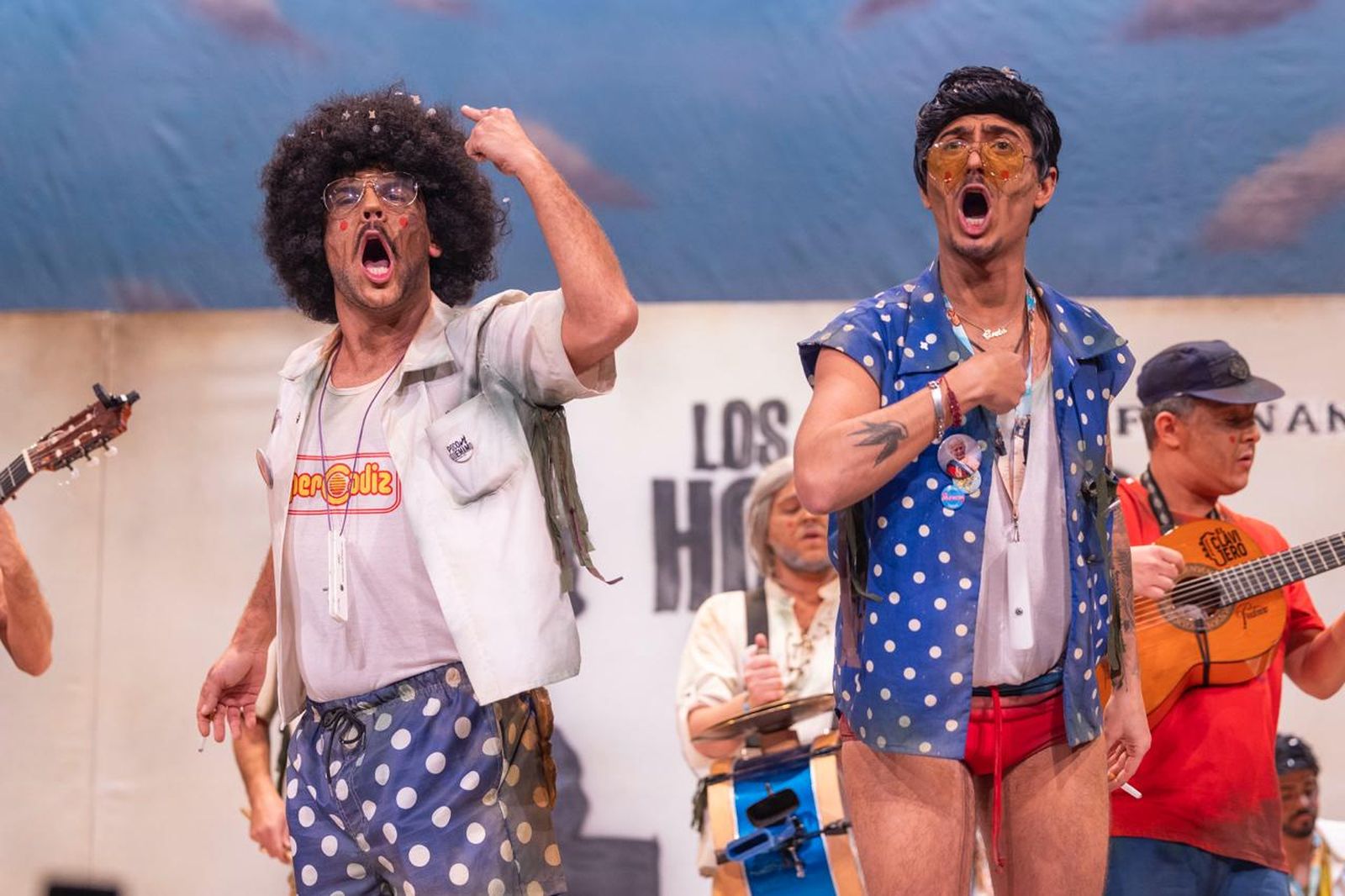 Búscate entre las mejores imágenes de la primera semifinal del COAC 2026