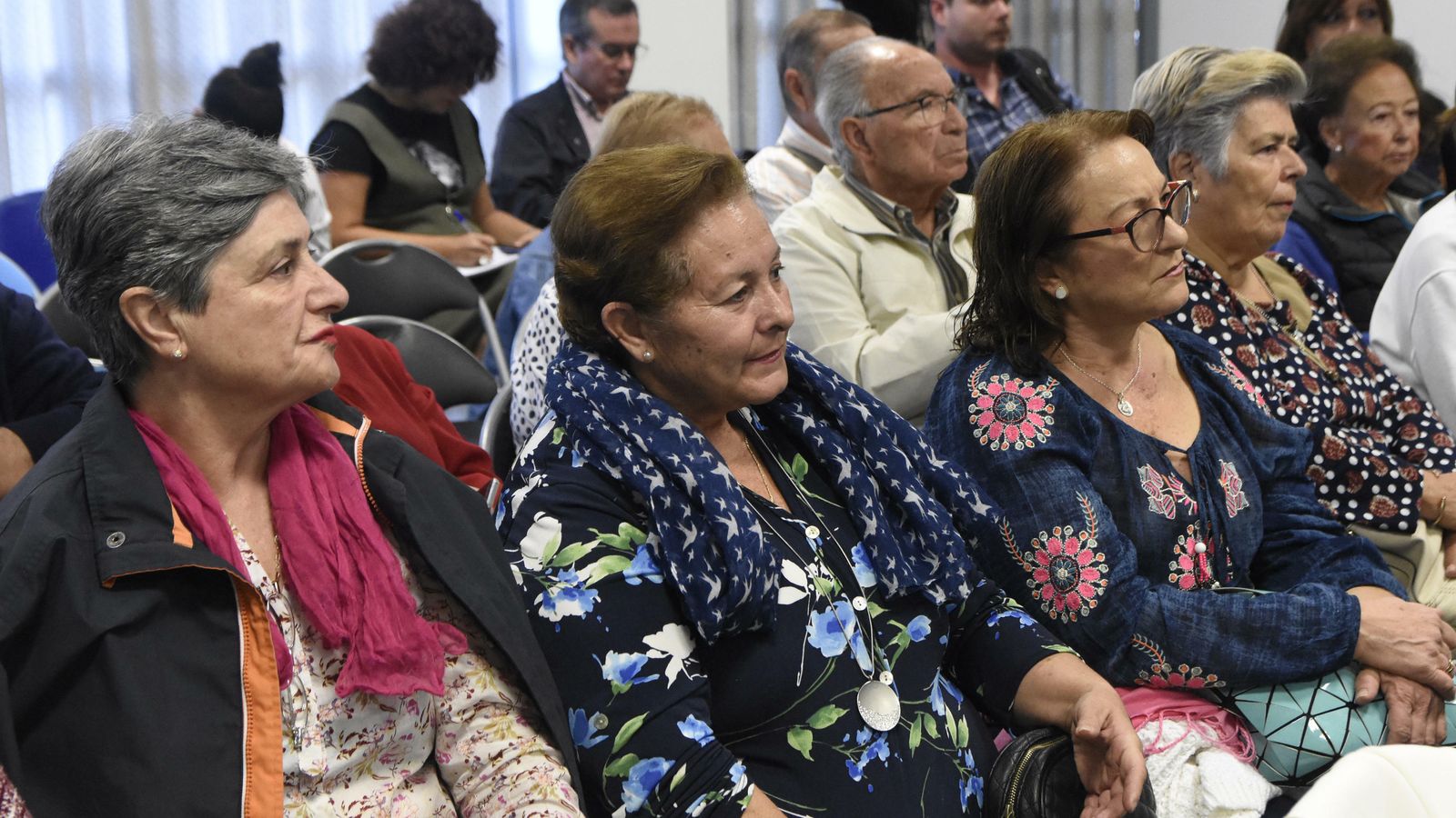 Asistentes a la charla.