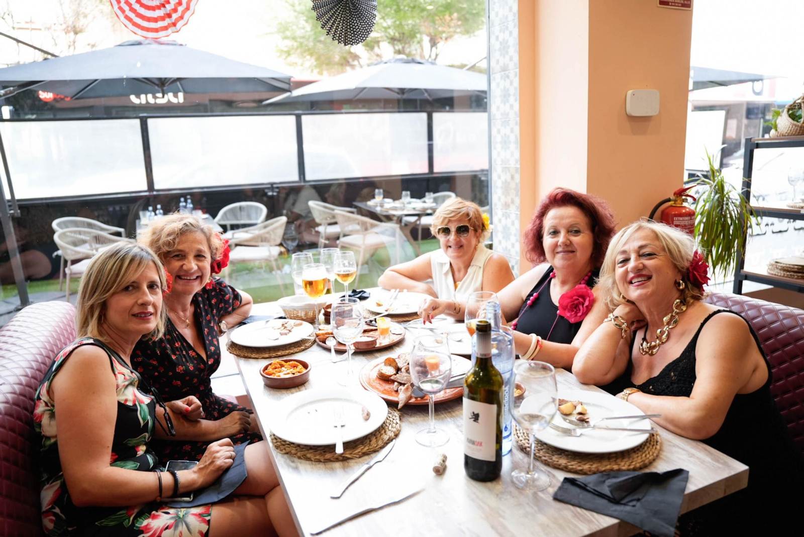 Los almerienses disfrutan del martes en la Feria del Mediodía