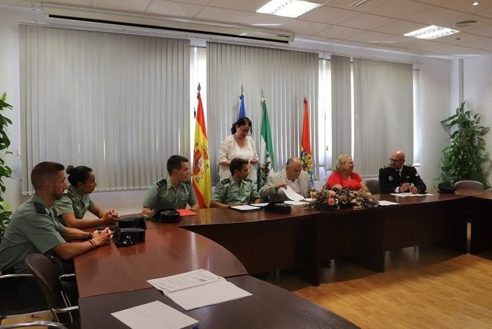La Junta Local de Seguridad celebrada en el Ayuntamiento de Huétor Tájar. 