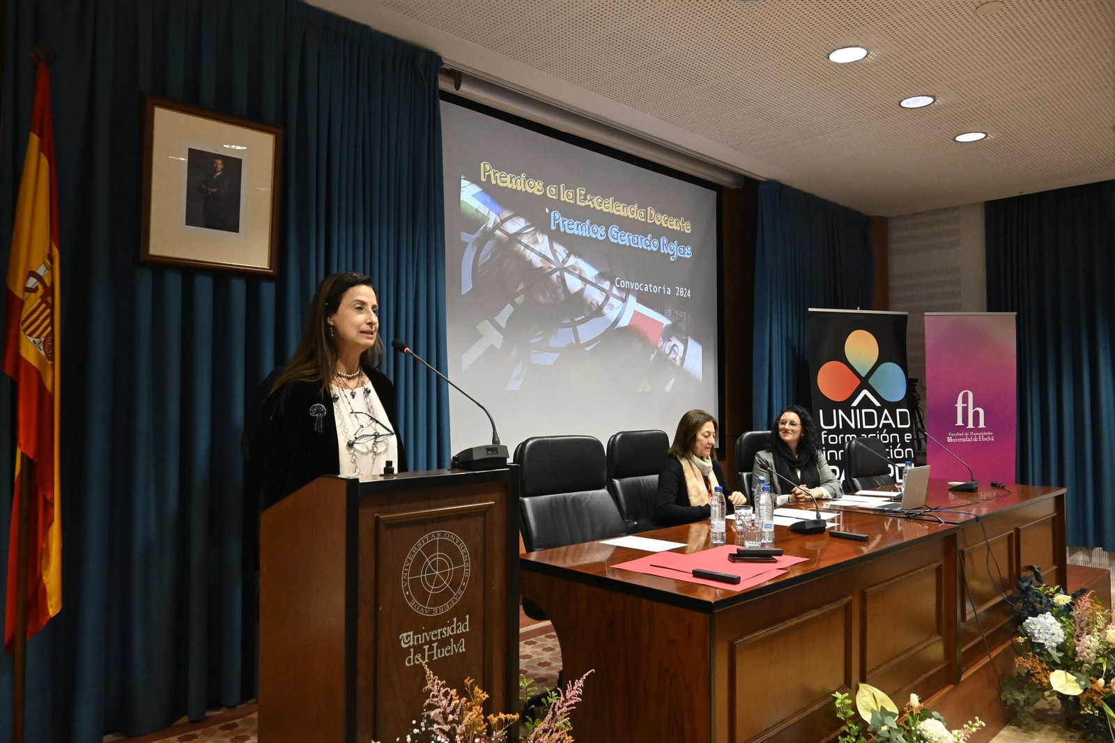 Premios a la Excelencia Docente 2024 y los Premios 'Gerardo Rojas' de Proyectos de Intercambio entre Empresas e Instituciones, en imágenes