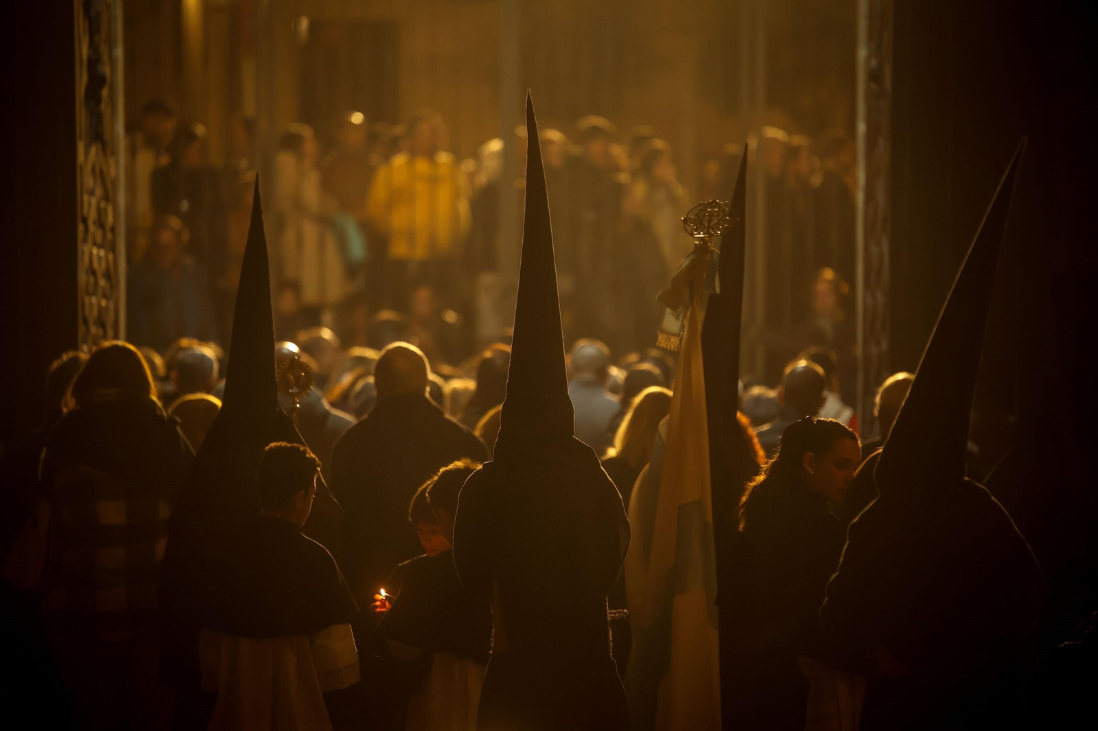 Madrugada del Viernes Santo en Jerez: imágenes de la Noche de Jesús