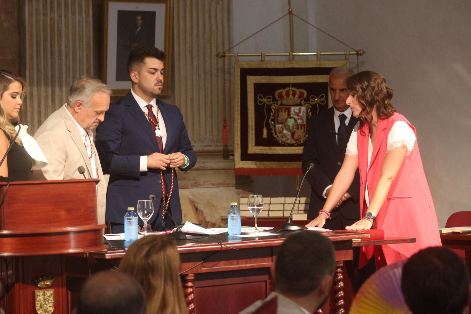 La investidura de Aurora Salvador, alcaldesa de Puerto Real, en imágenes