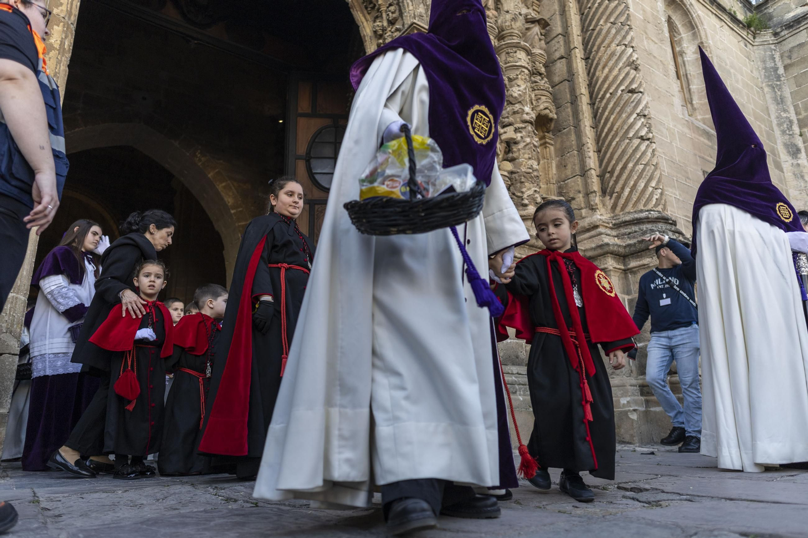 Las imágenes de la salida del Nazareno en El Puerto en la Semana Santa de 2025