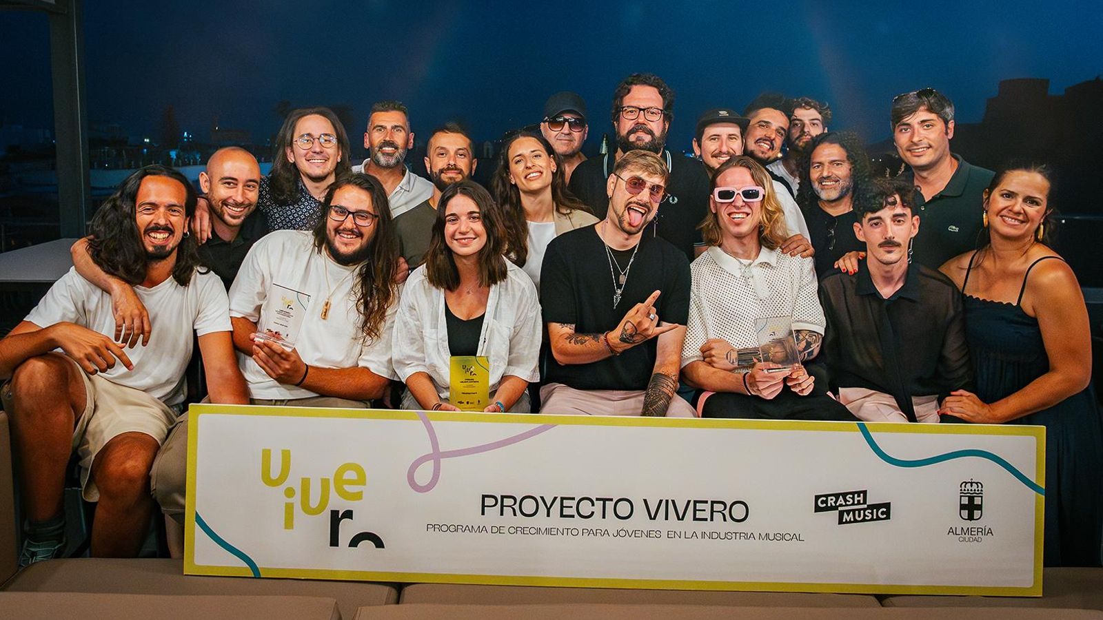 Participantes y jurado del Proyecto Vivero.
