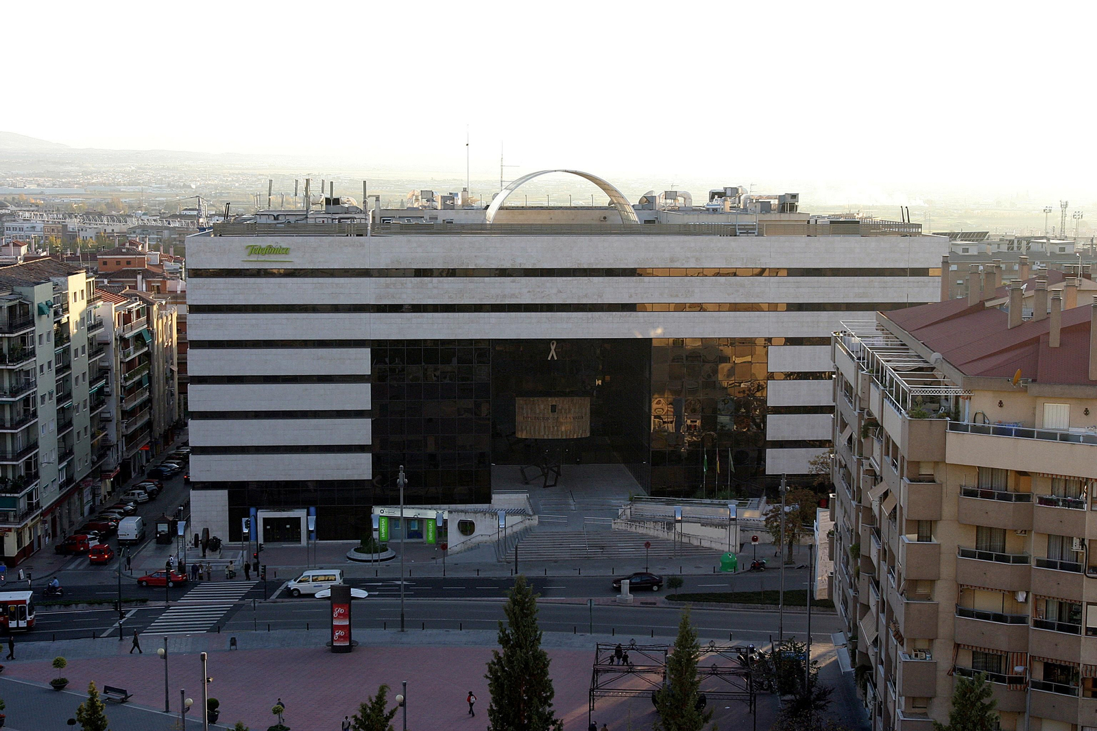 Edificio de la Caleta, una miniciudad de la justicia