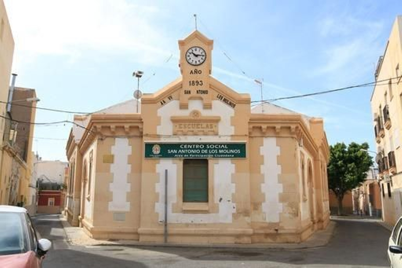 Antigua Escuela de Los Molinos