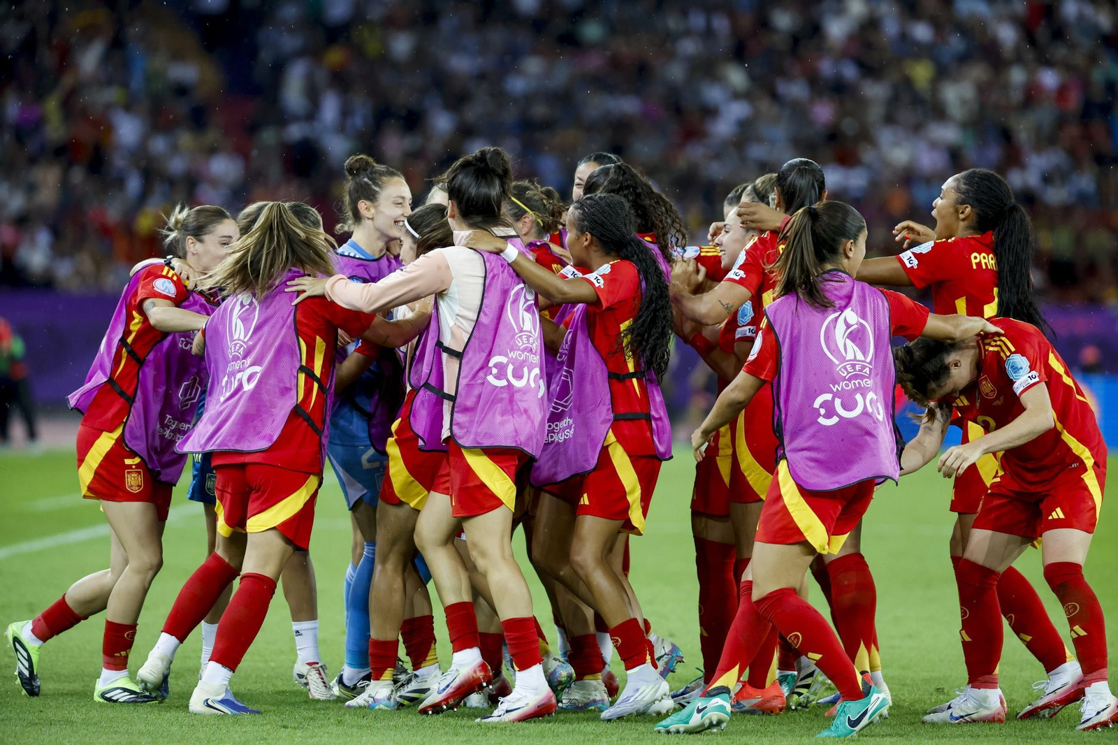 Las mejores imágenes del pase a la final de España ante Alemania en la Eurocopa femenina