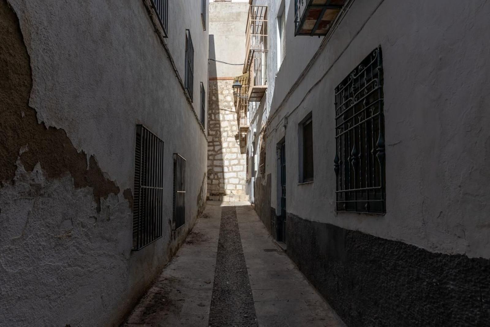 ¿Qué secretos esconde la calle más estrecha de Jaén?
