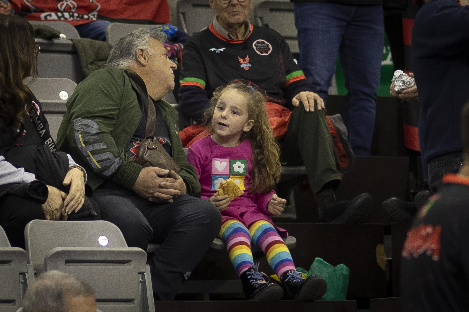 Encuéntrate en la grada del Palacio en el Covirán Granada-UCAM Murcia