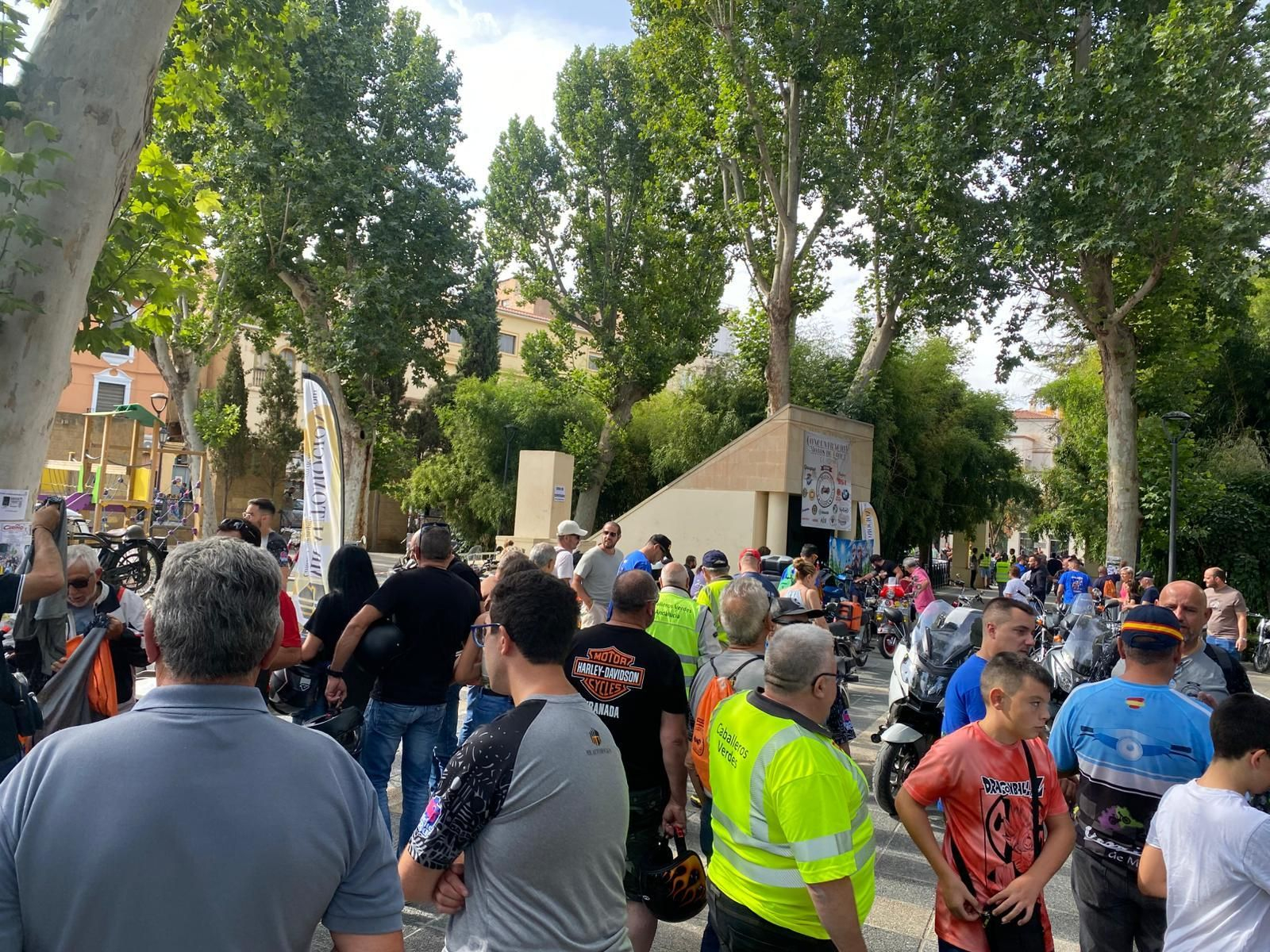 Las mejores imágenes de la XXVII Concentración de Motos de Época Ciudad de Guadix