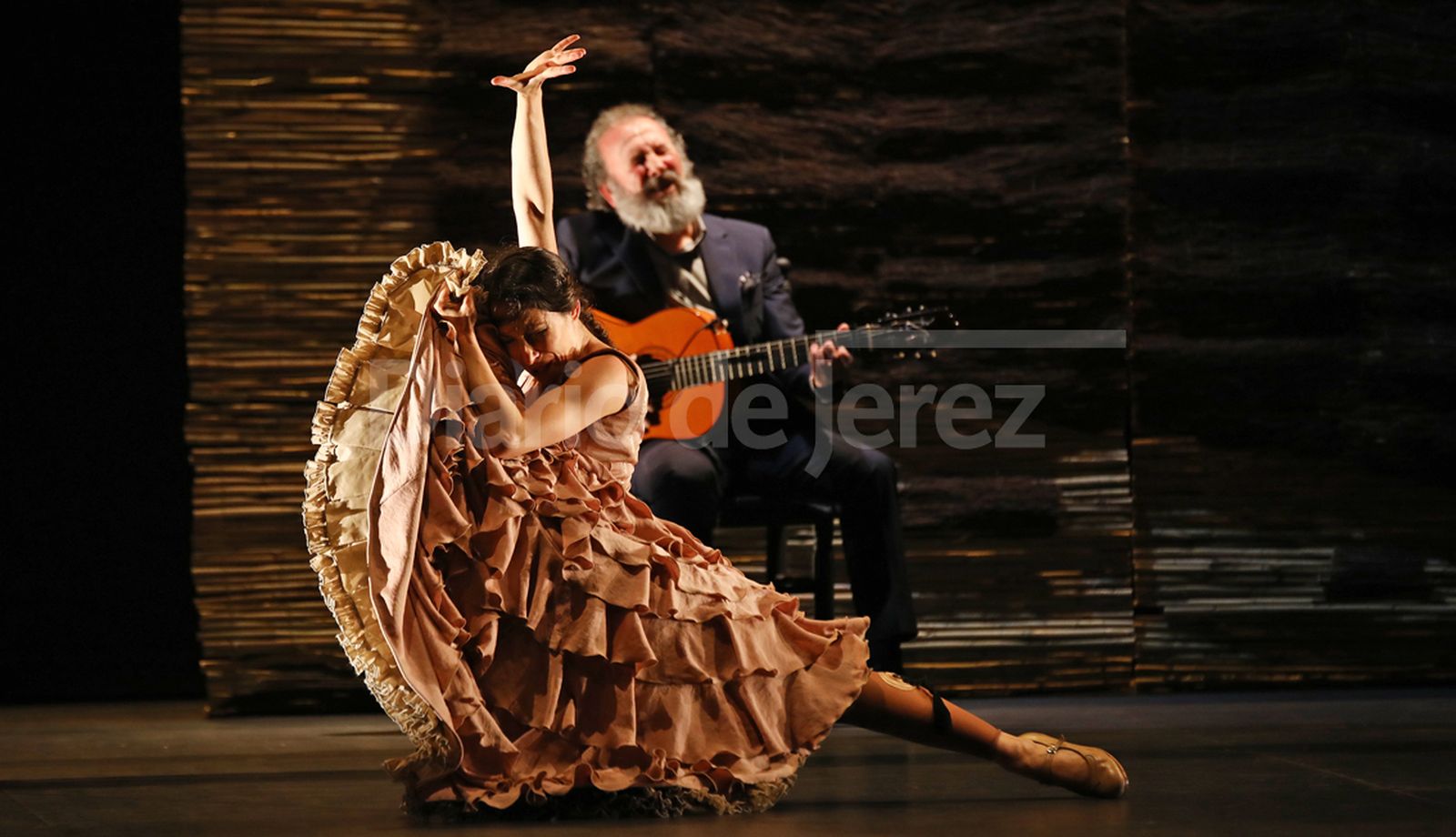 Imágenes del espectáculo 'Sin permiso' de Ana Morales