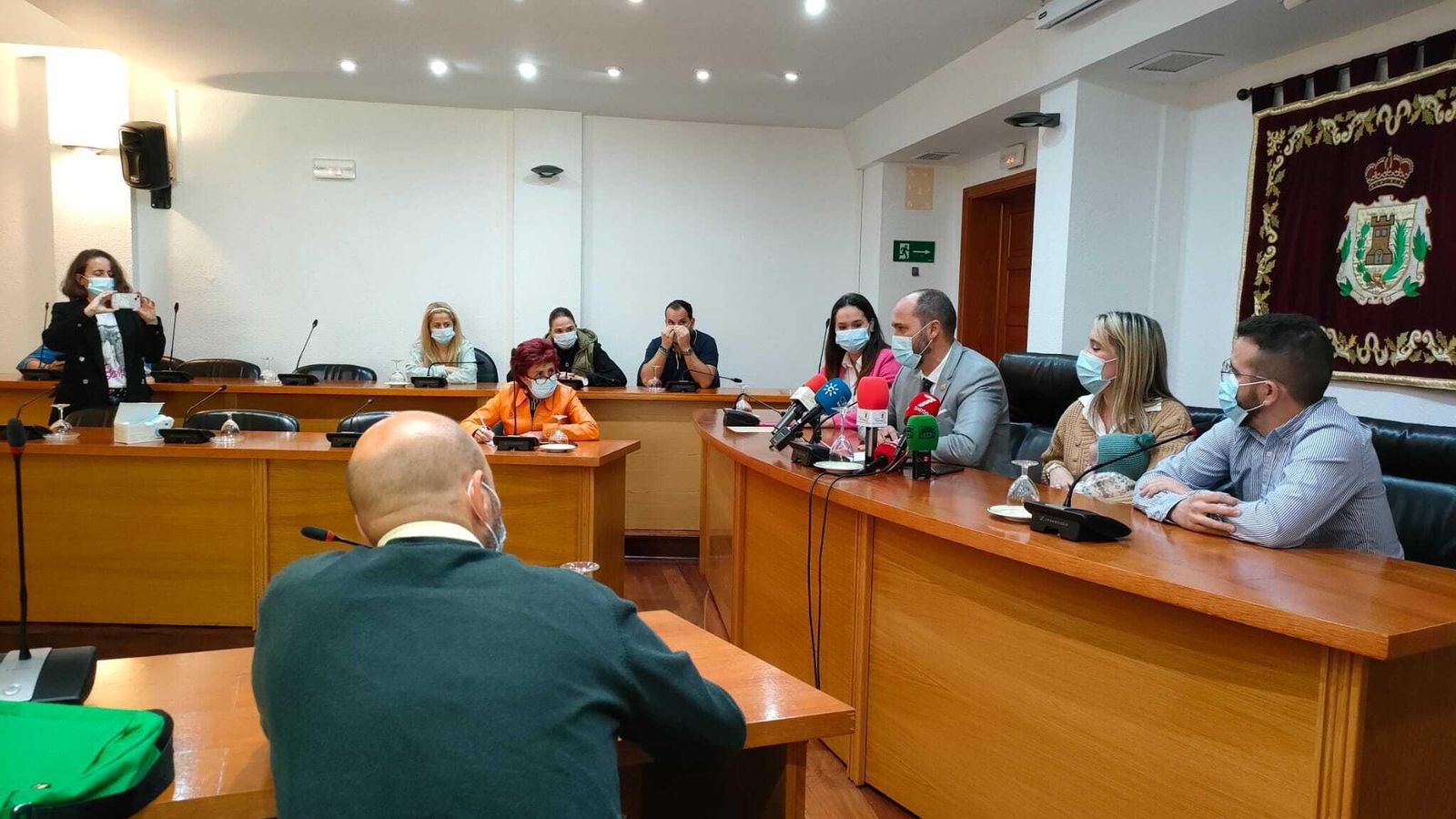 Rueda de prensa en Los Barrios para pedir ayuda para Valentina. Rueda de prensa en Los Barrios para pedir ayuda para Valentina.