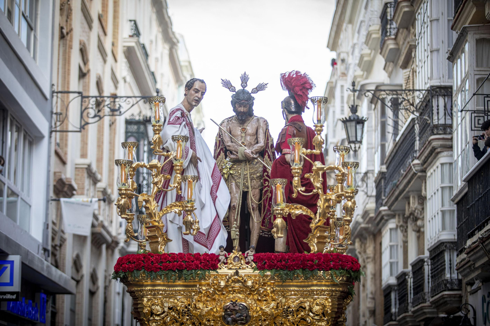 Las imágenes de la cofradía de Ecce-Homo en la Semana Santa de Cádiz 2022