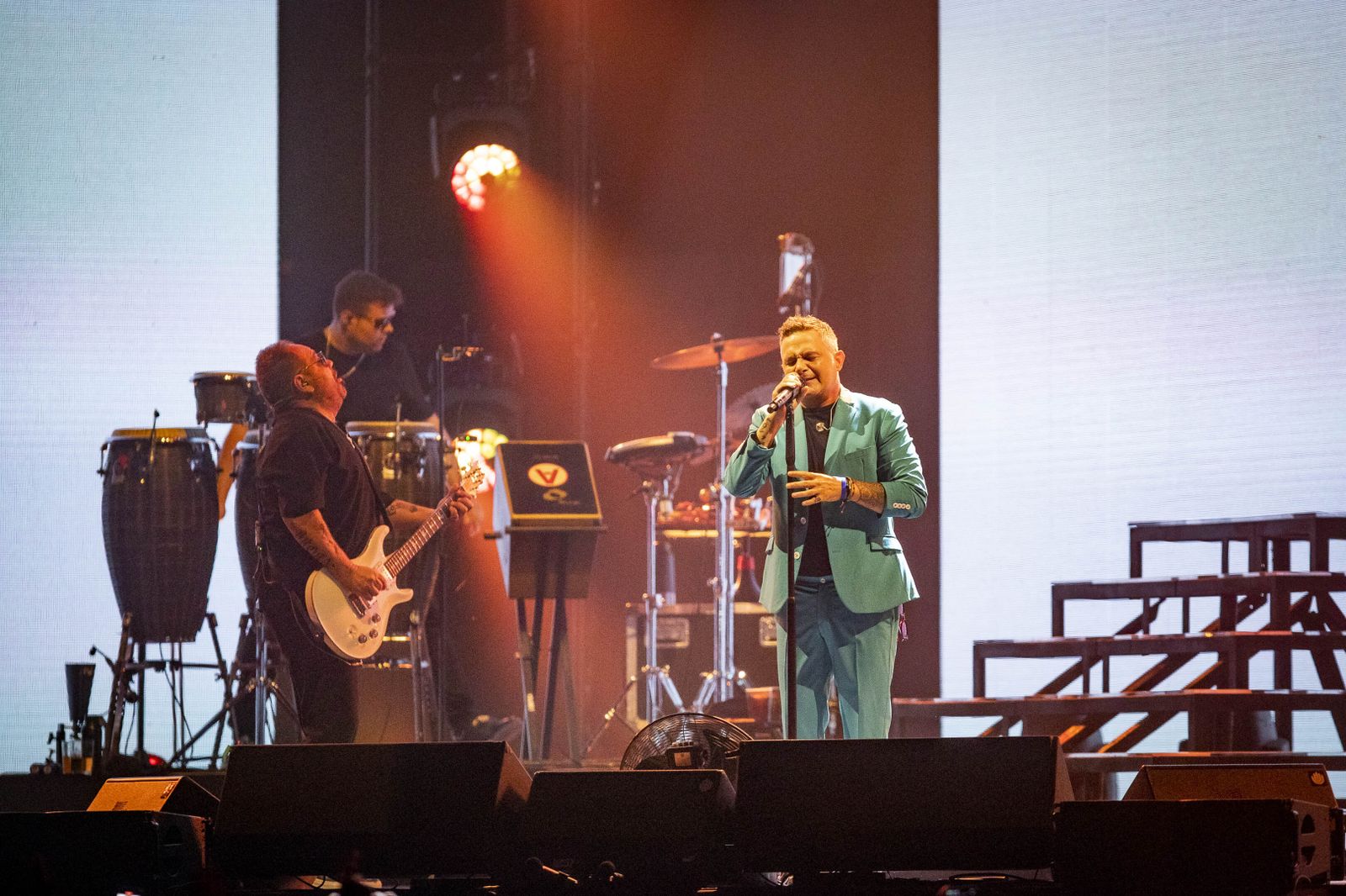 Búscate en las imágenes del concierto de Alejandro Sanz en Concert Music Festival de Chiclana