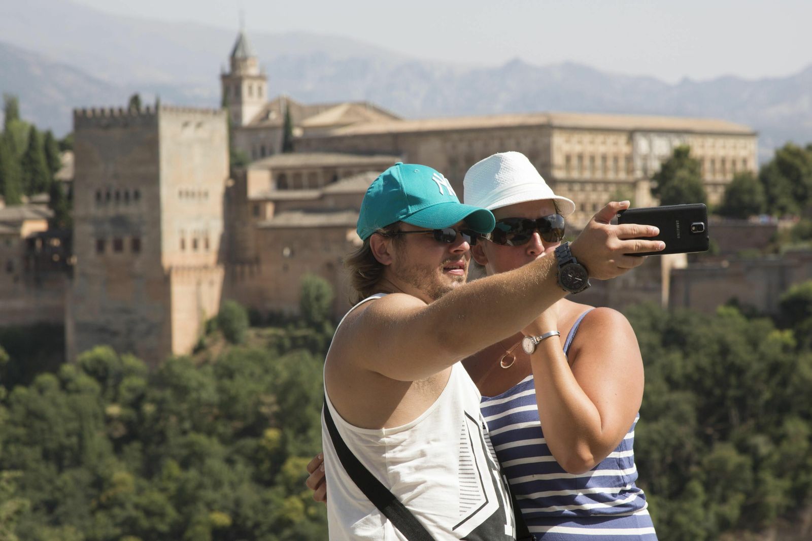 Granada, en alerta por las altas temperaturas todo el fin de semana
