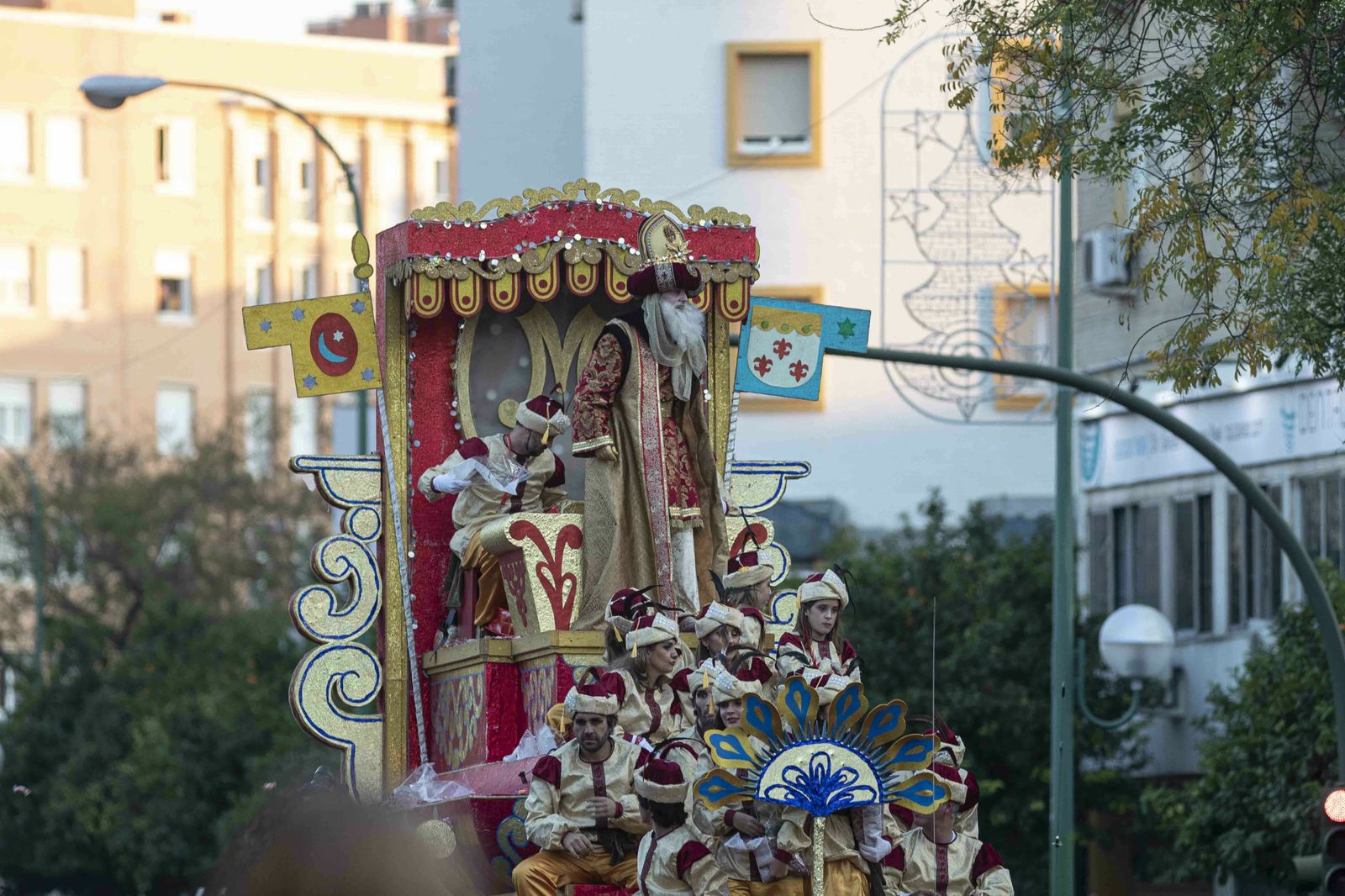 La Cabalgata de los Reyes Magos de Sevilla, en imágenes