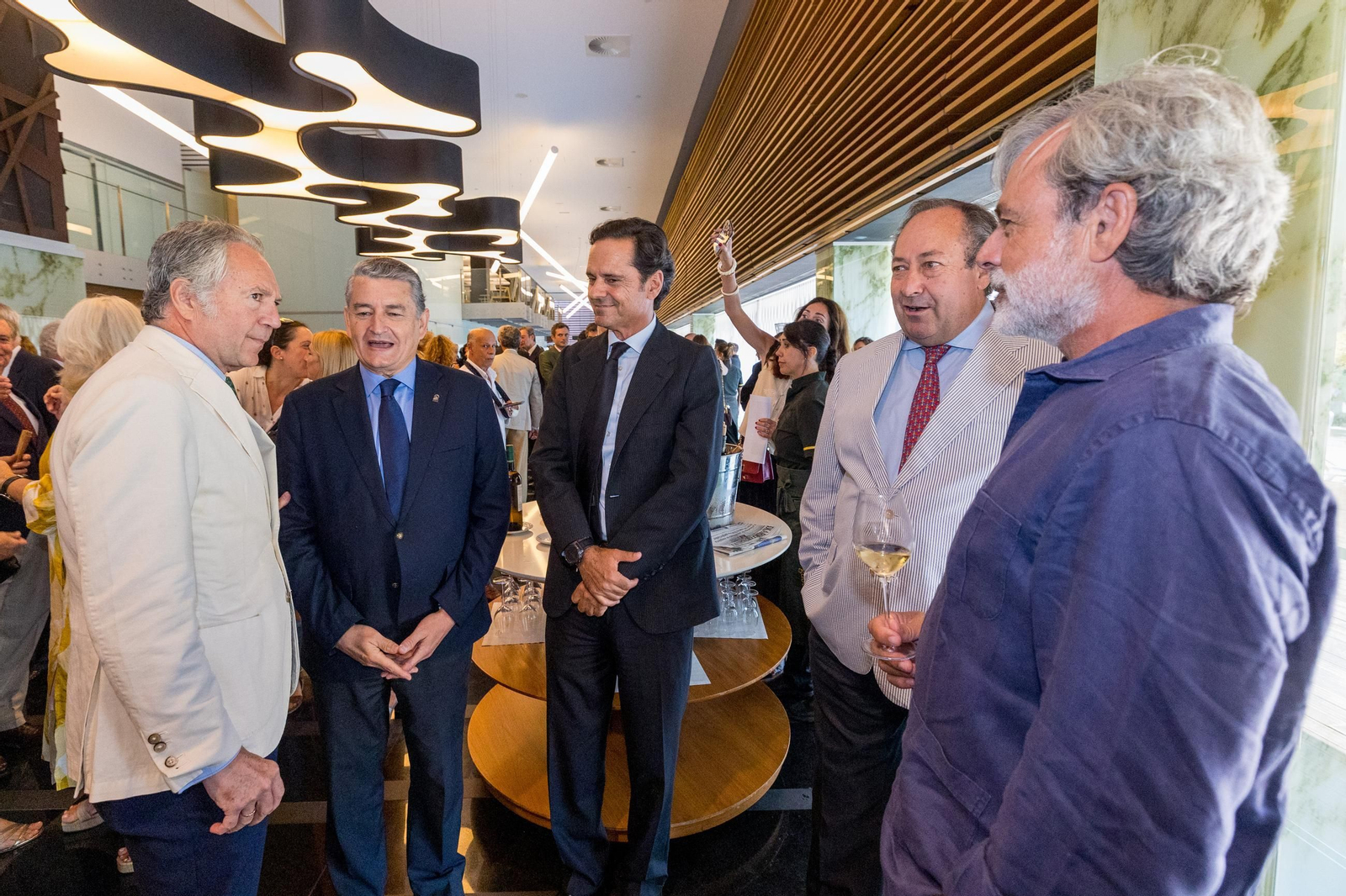 Las imágenes de la entrega del IX Premio Federico Joly a José Bohórquez Mora-Figueroa en Cádiz