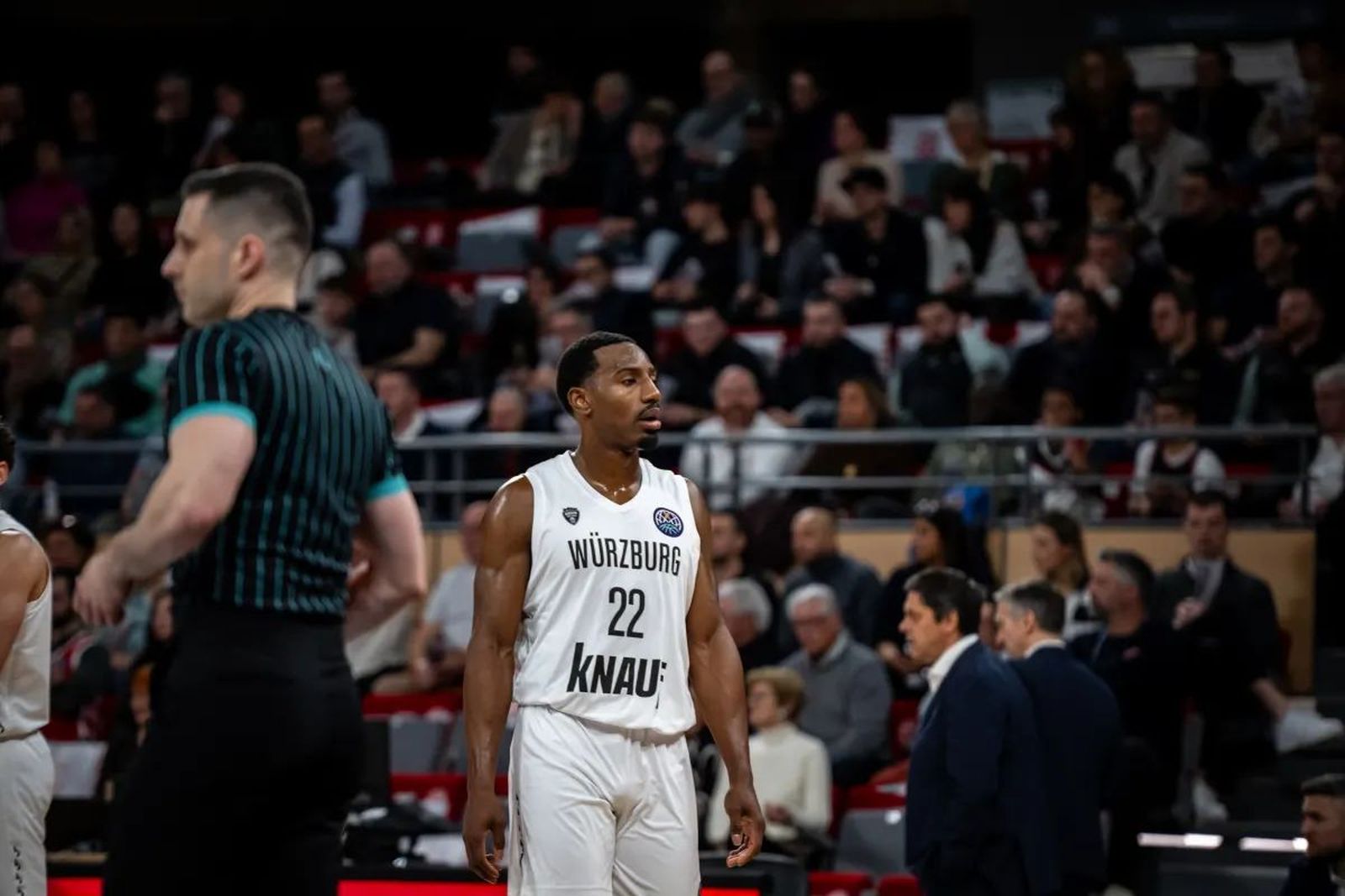 BCL: El Chalon vence al Wurzburg en el grupo del Unicaja