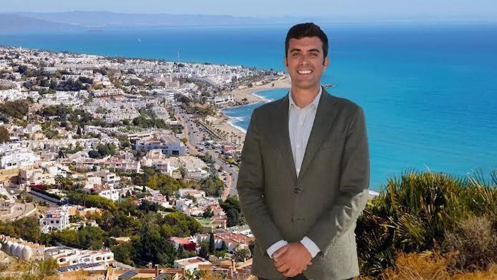 El primer edil habla de esta fiesta como el "escaparate de Mojácar al mundo" El primer edil habla de esta fiesta como el "escaparate de Mojácar al mundo"
