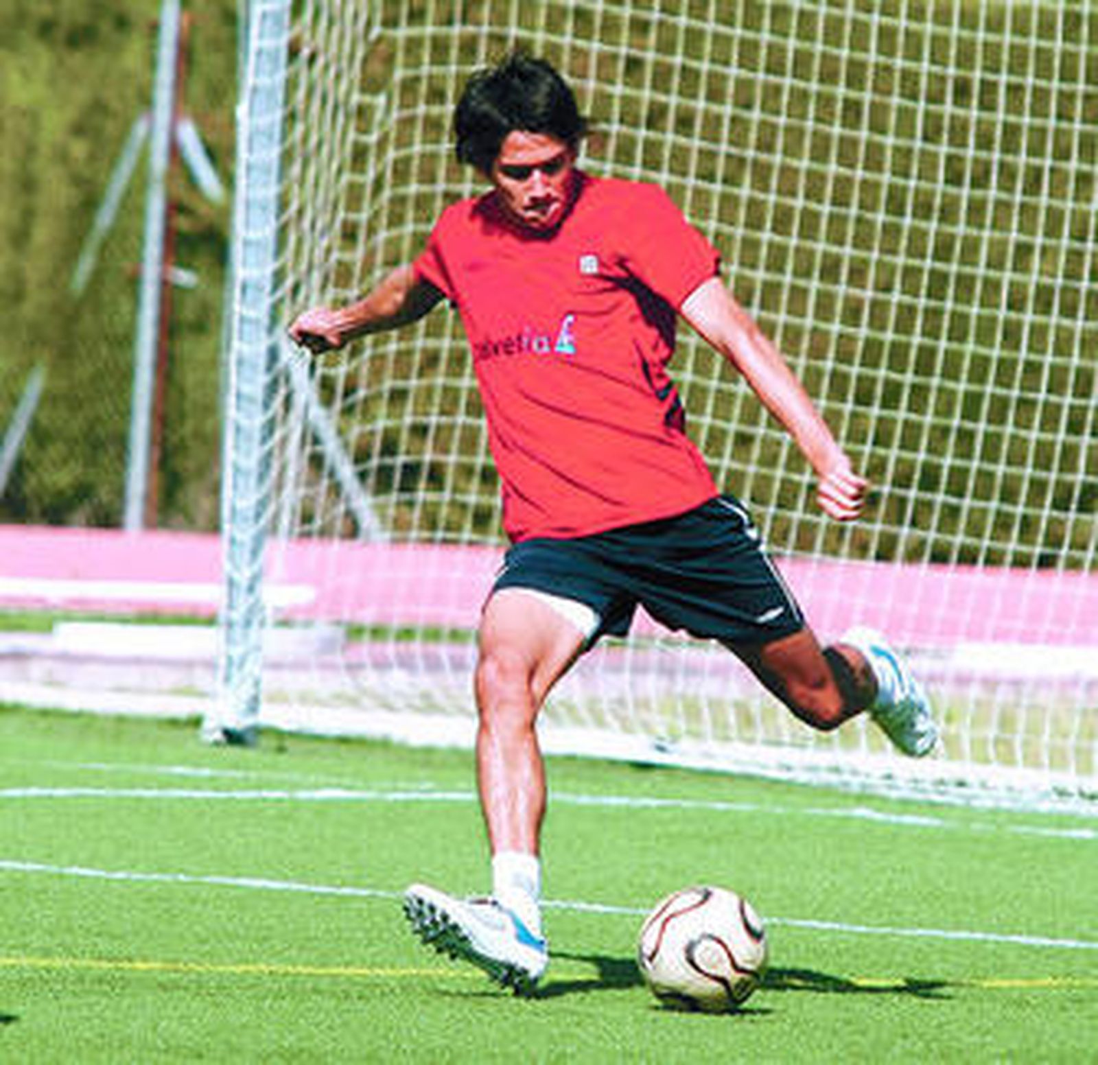 Raúl Amarilla es hijo del que fuera jugador del Barcelona y Zaragoza en los años 80.