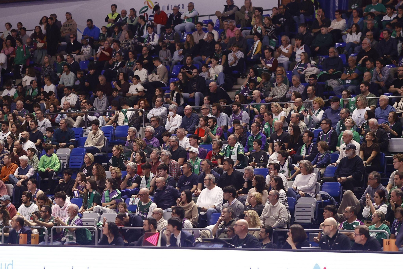Búscate en las gradas del Carpena en el Unicaja-San Pablo Burgos