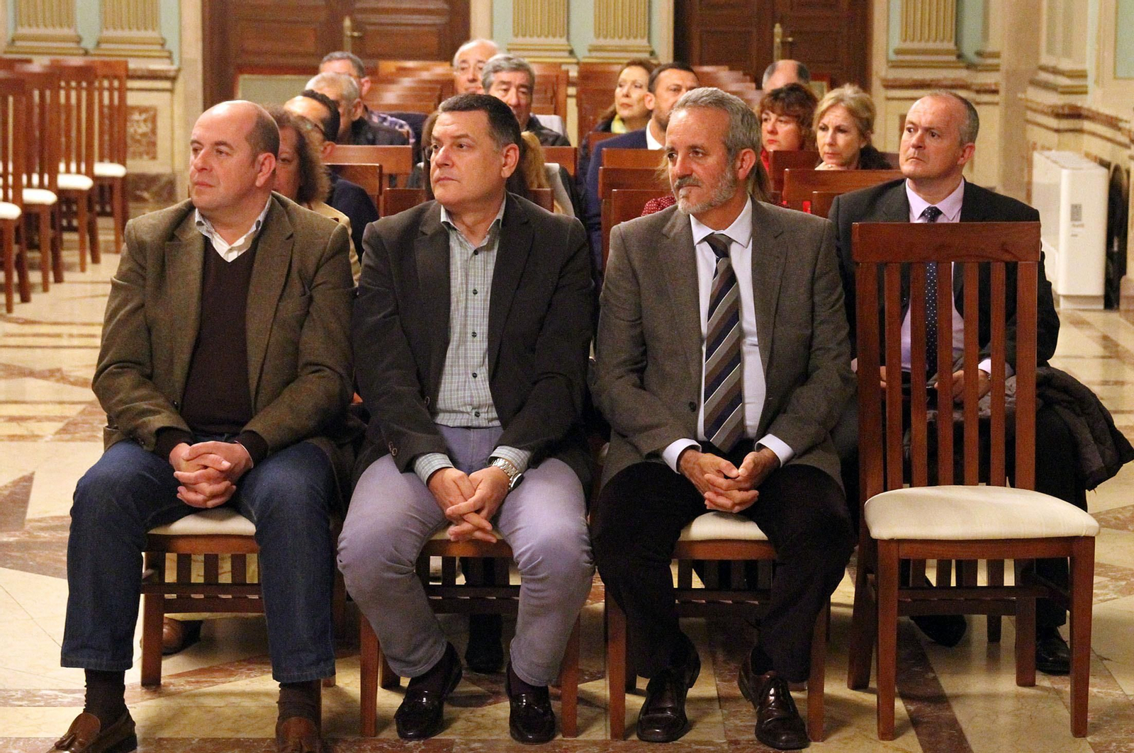 Presentación de la nueva corona de Nuestra Señora en su Soledad, en imágenes