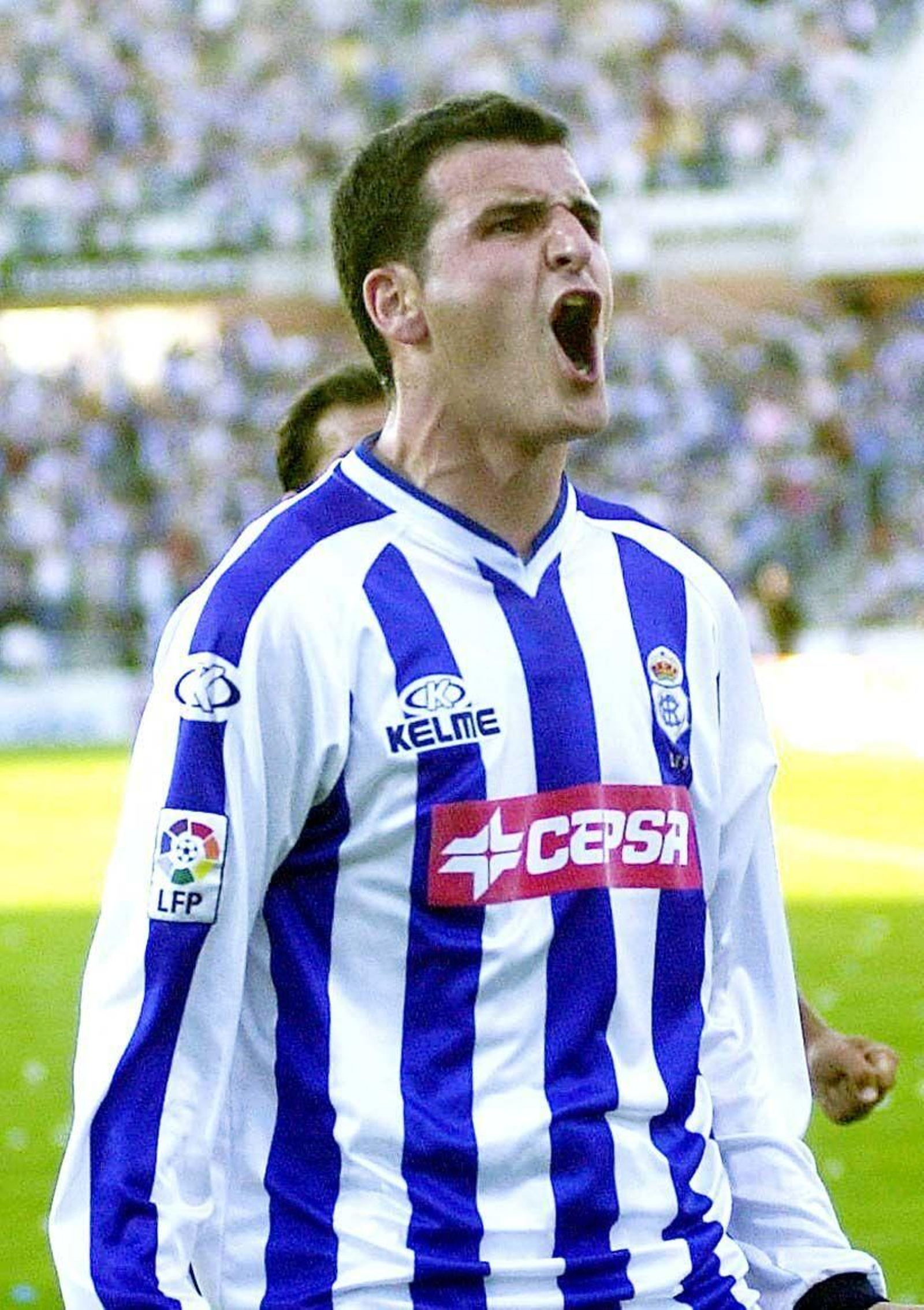 Fernando Soriano celebra uno de los tantos del partido con el Xerez.