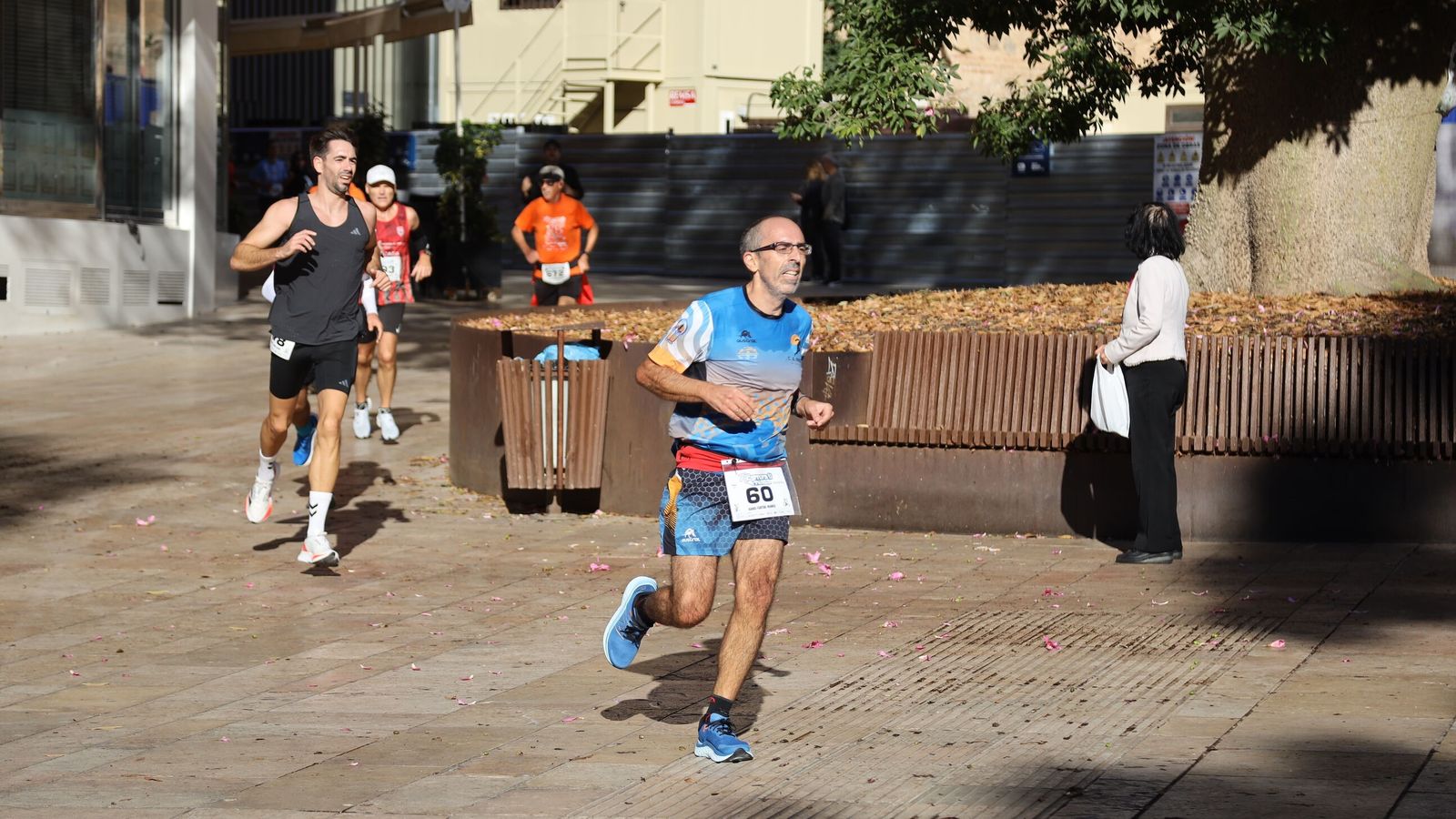 Búscate en las fotos de la Carrera de la Prensa en Málaga