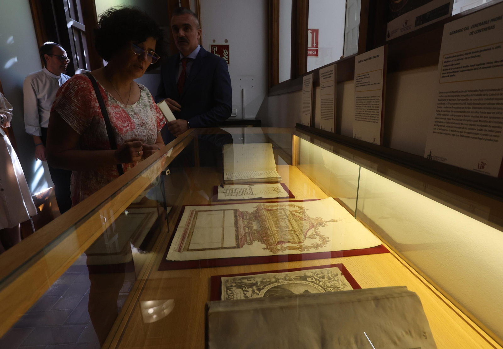 EXPOSICION  PLATA Y OTRAS DADIVAS INDIANAS EN LA CATEDRAL DE SEVILLA