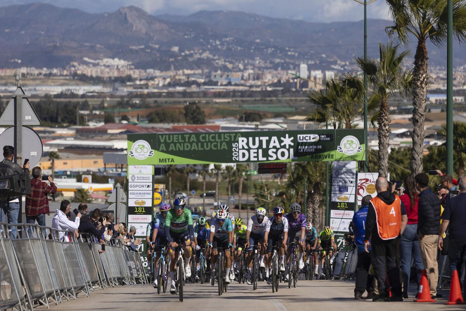 Diego Ugarte se impone en Alhaurín de la Torre en la etapa de la Vuelta a Andalucía