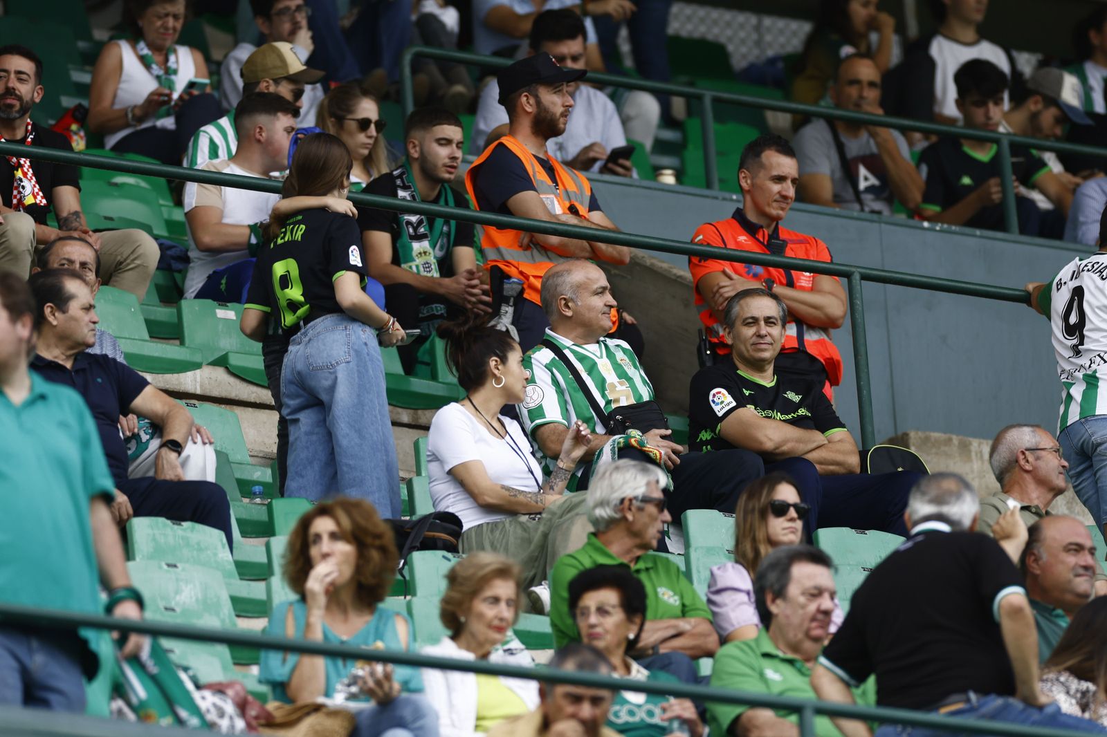 Búscate en las fotos del Betis-Atlético de Madrid