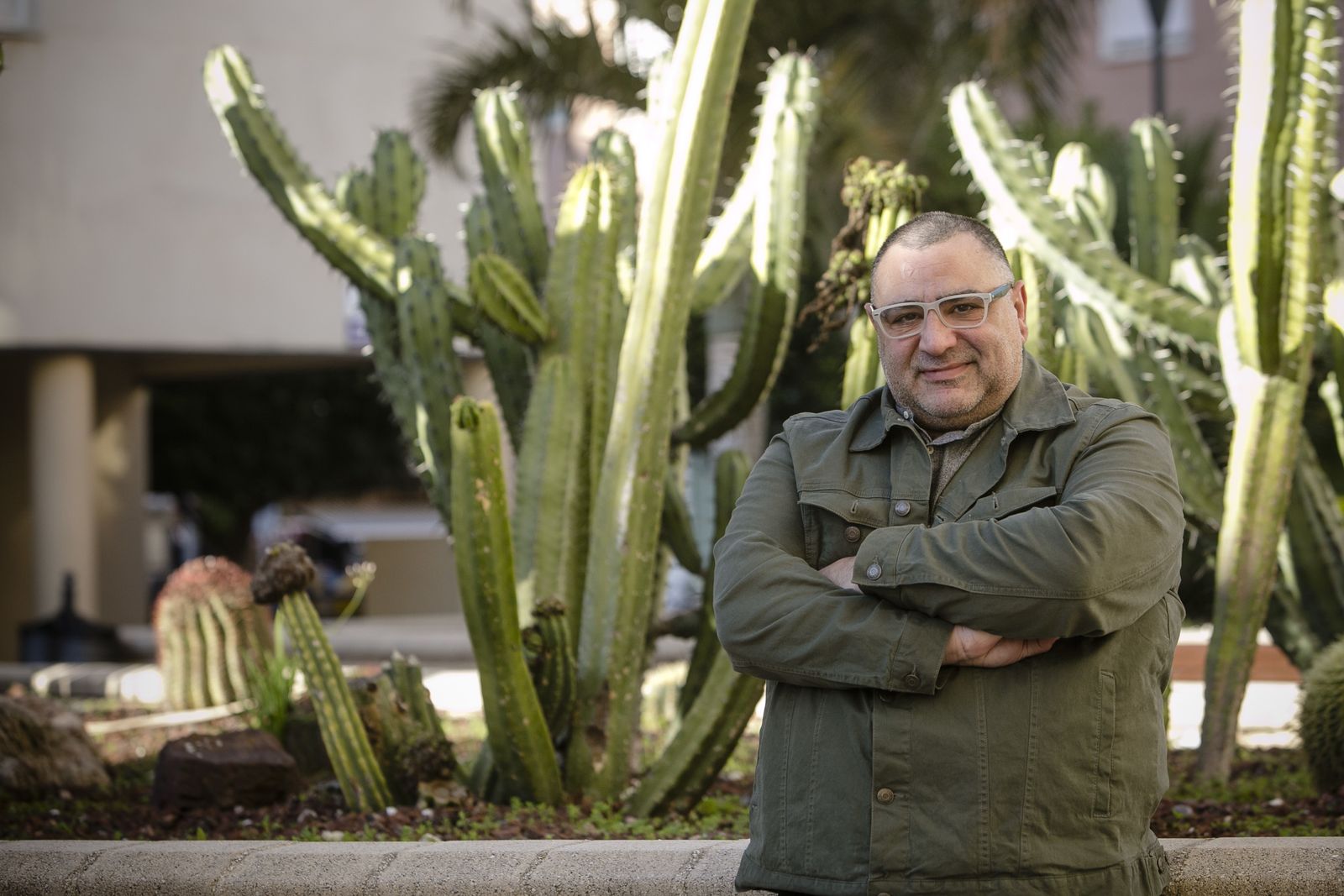 José Mari Acosta en el barrio de Astilleros, donde reside actualmente.