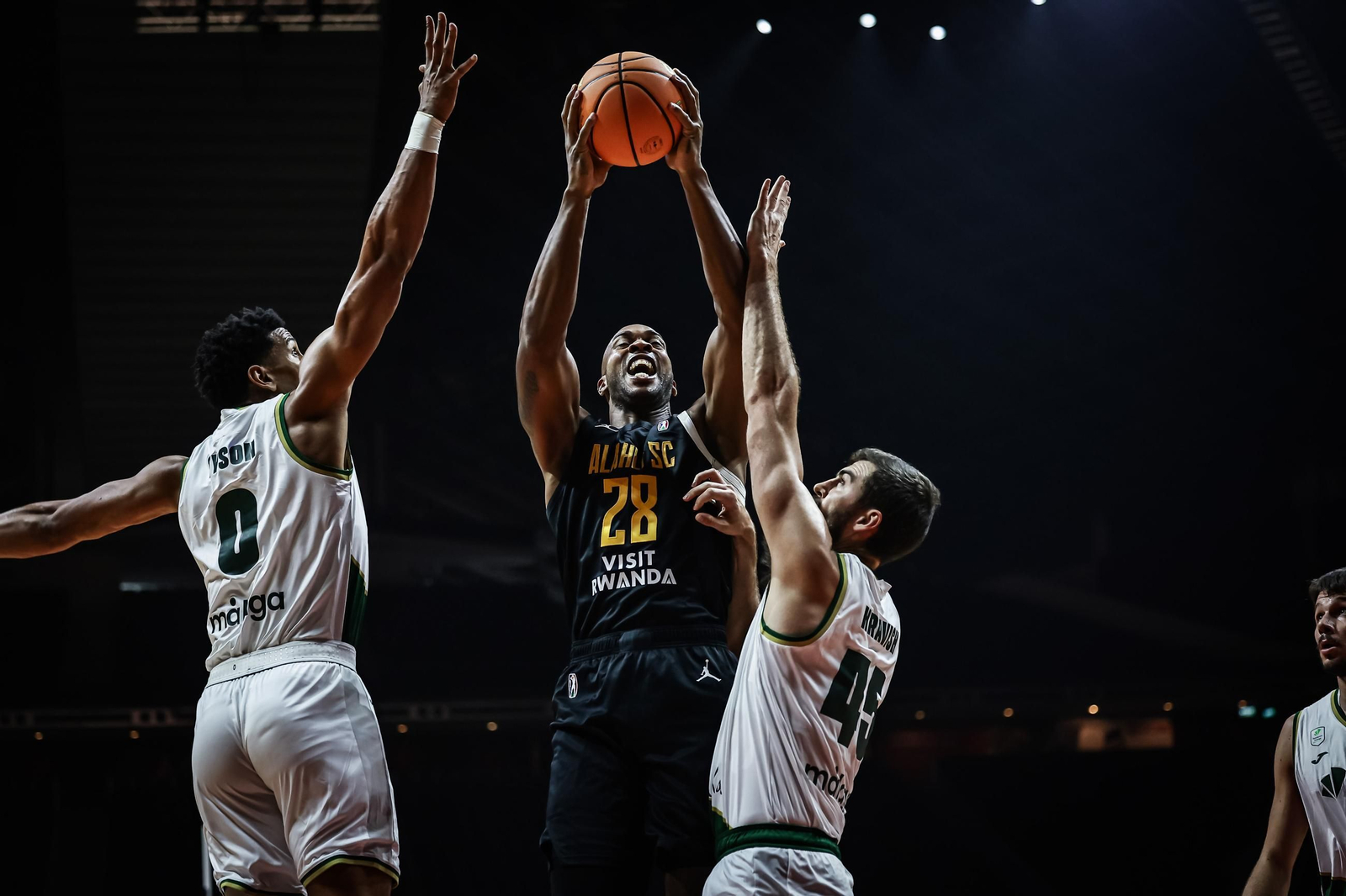 Las fotos del Unicaja - Al Ahli de la Copa Intercontinental de baloncesto