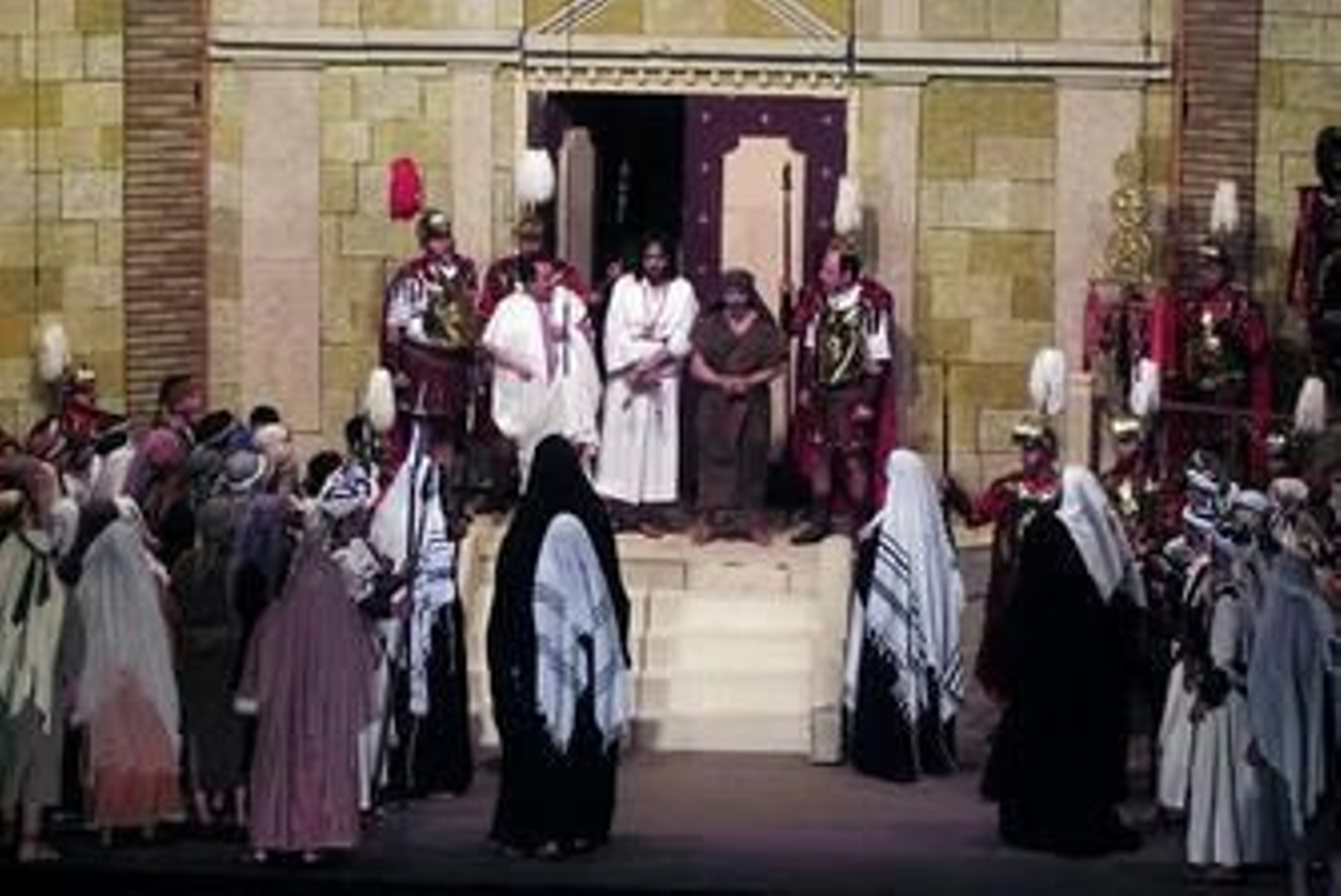 'La Pasión' volvió a colgar el cartel de no hay billetes en una entregada Montilla