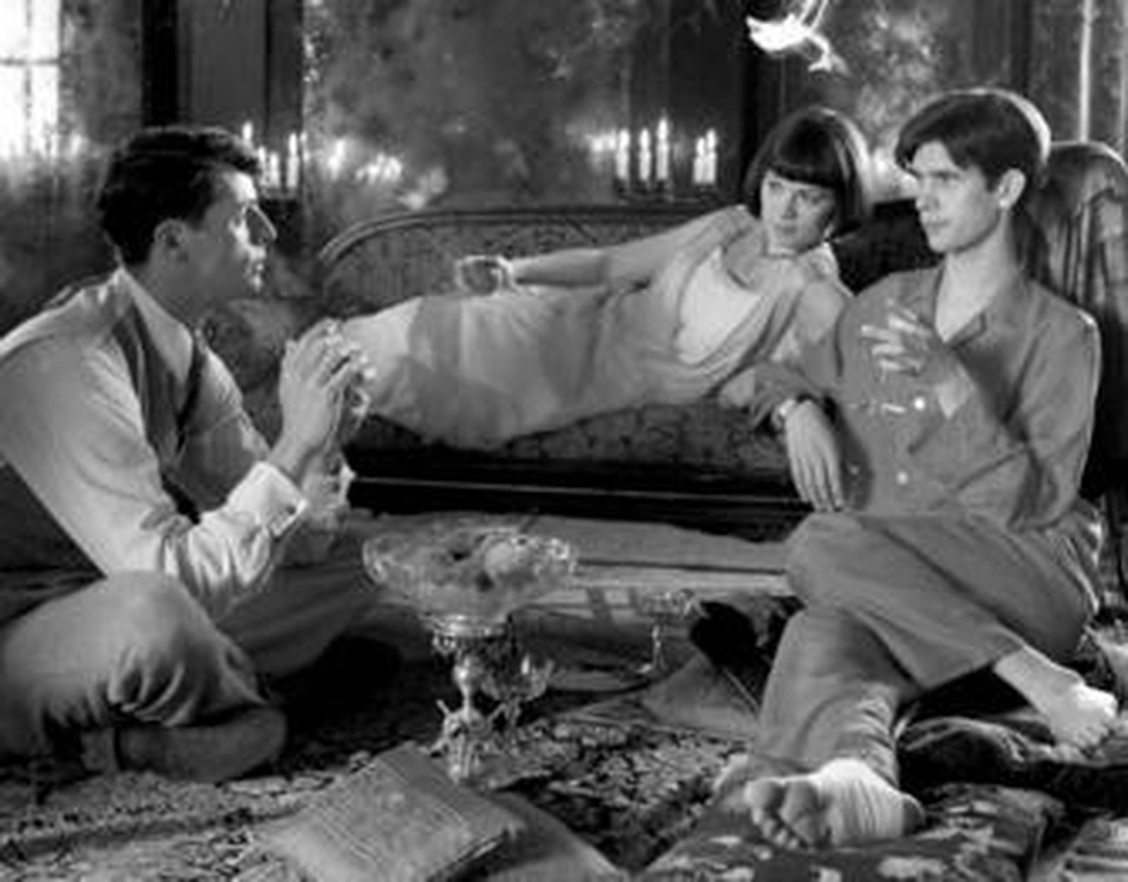 Los protagonistas, hombres marcados por la ambigüedad.