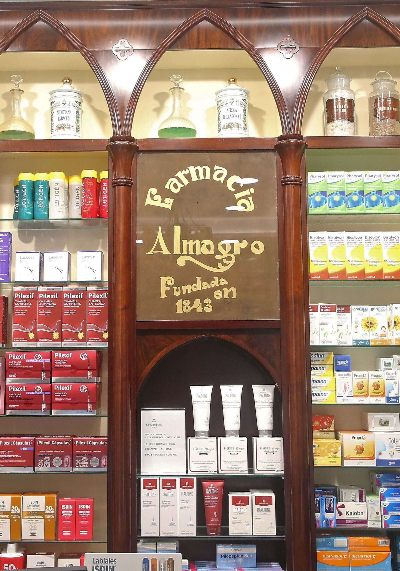 La farmacia Almagro cumple 180 años en Algeciras