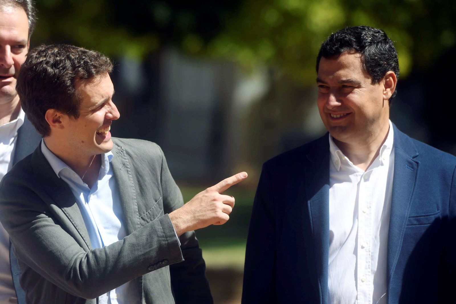 Pablo Casado y Juanma Moreno