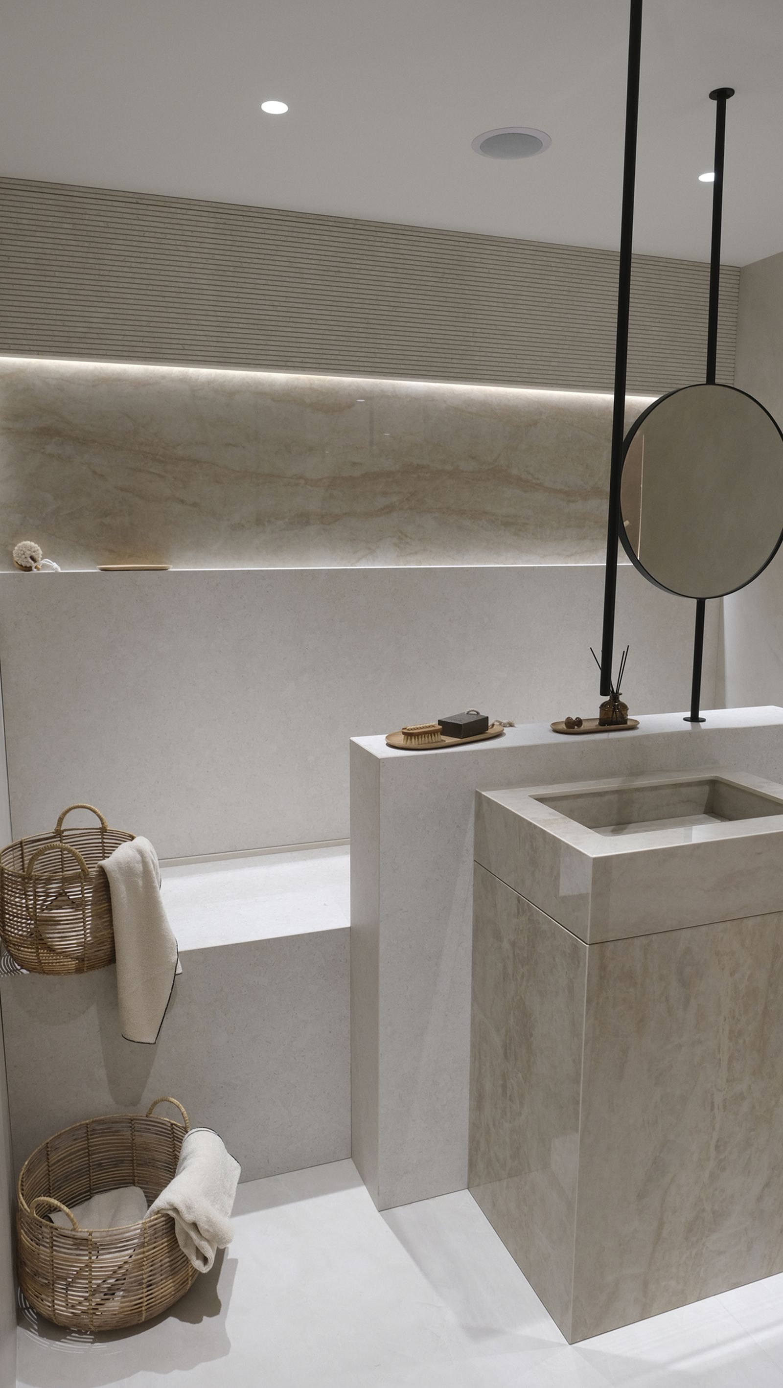 Cosentino City llega al Paseo de Almería , en imágenes