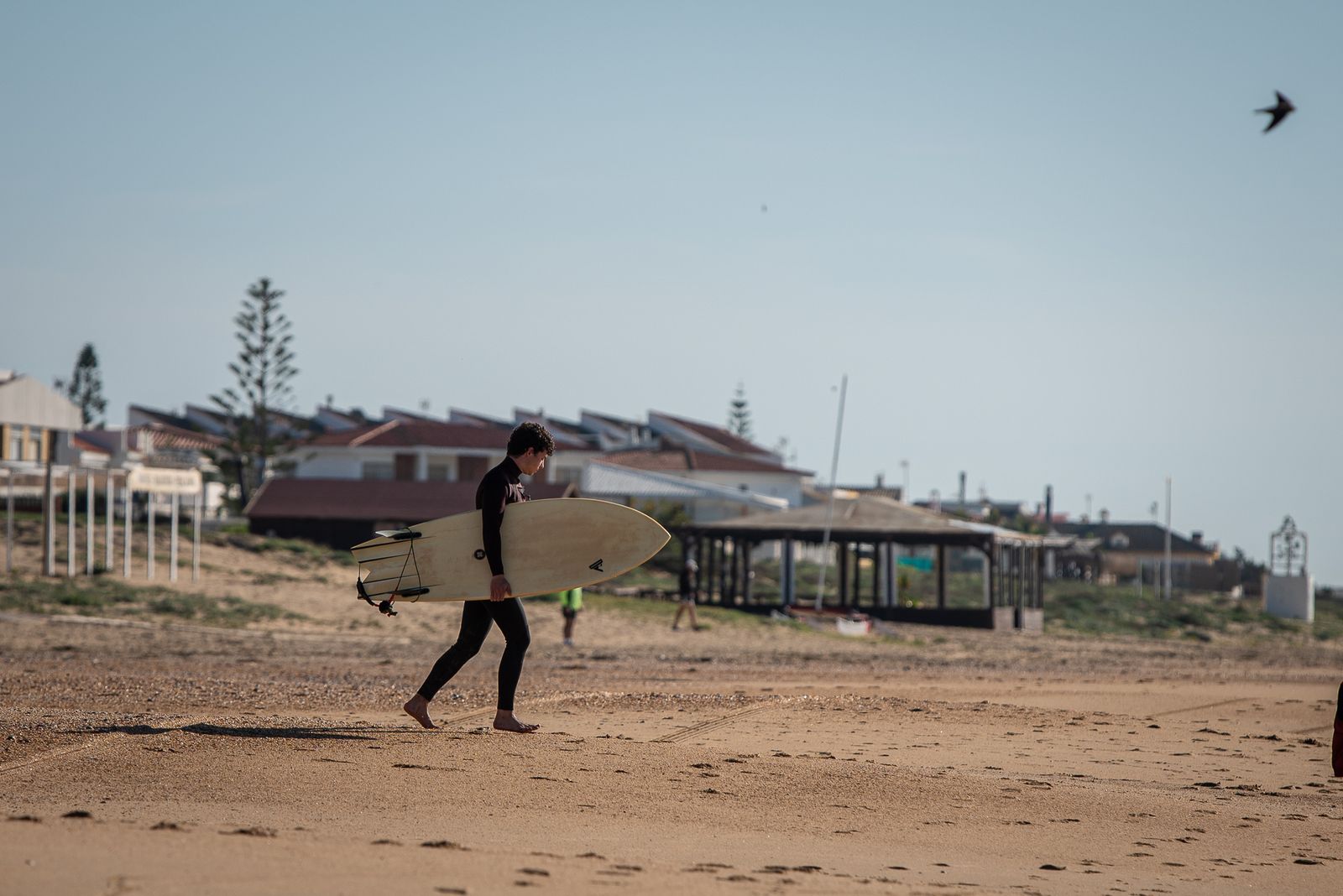 Imágenes de la mañana primaveral del 26 de diciembre en las playas de Huelva