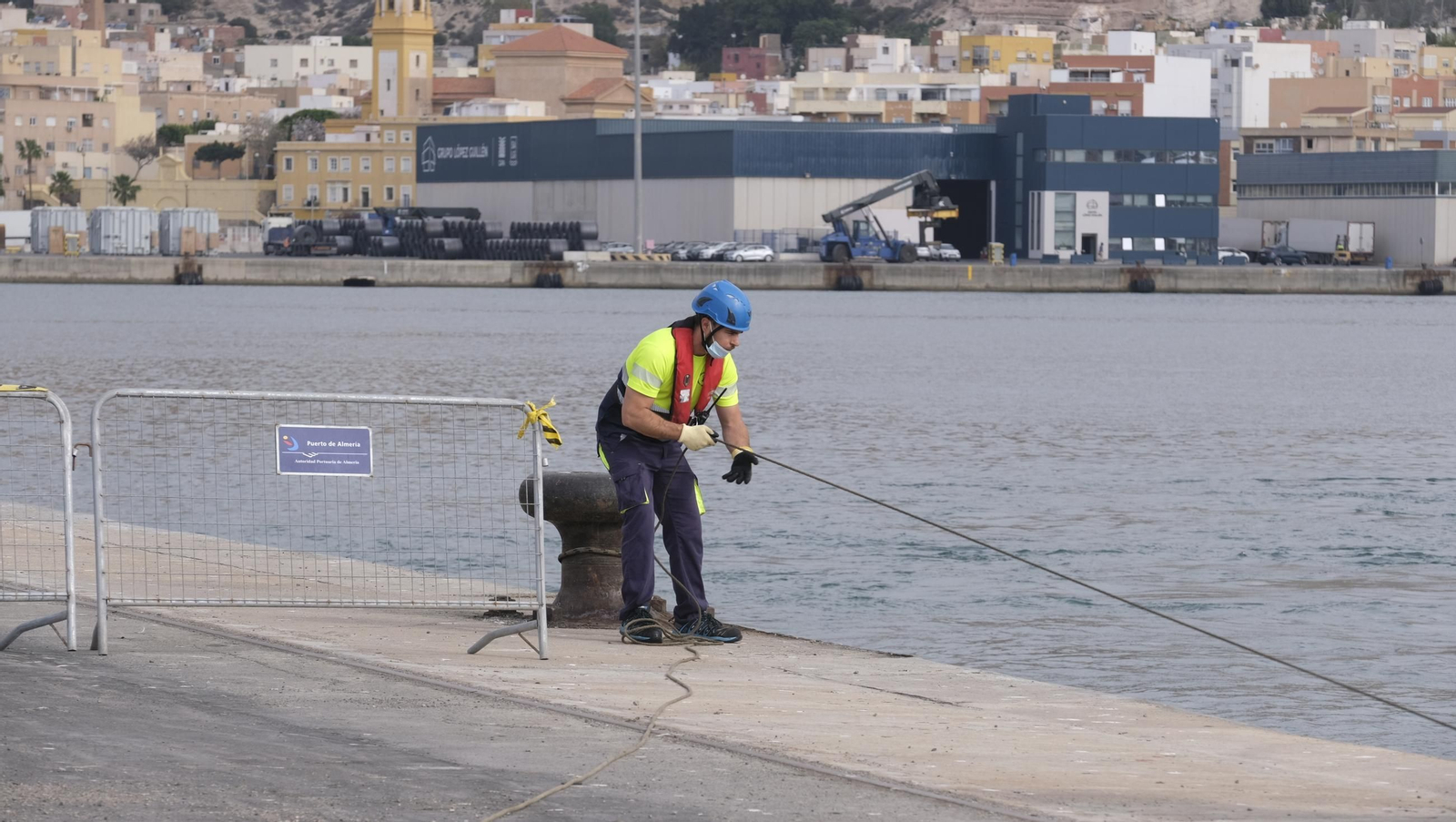 Ejercicio Marsec25 simulacro, en el Puerto de Almería, en imágenes