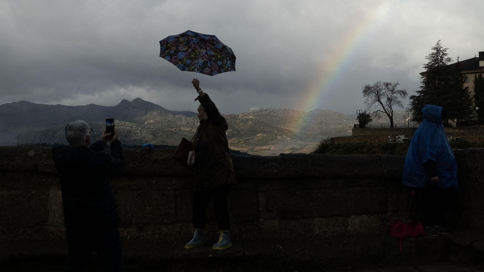El arcoíris hizo acto de presencia durante unos minutos.