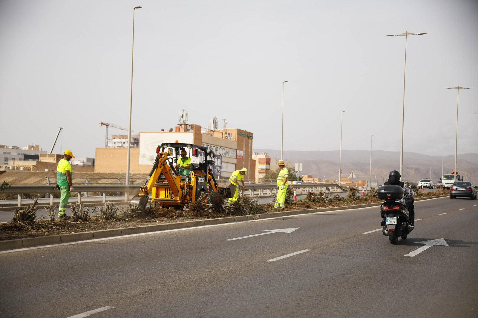 Las imágenes de las obras del puente de la autovía de Almería